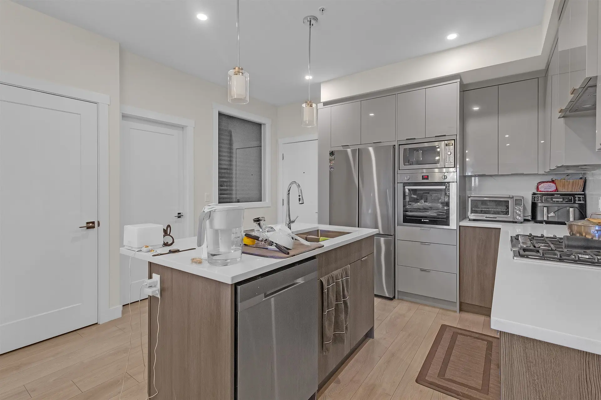 Property at #405 14438 72 AVENUE, Surrey, BC