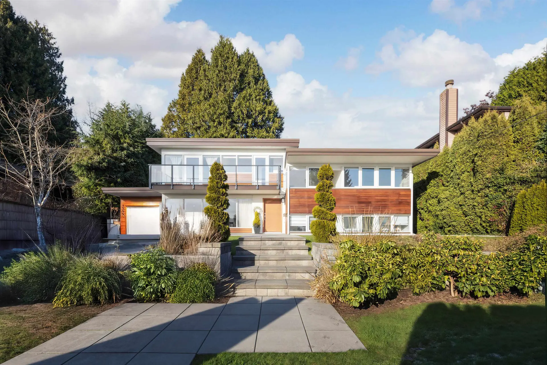 Property at 1555 Lawson Avenue, West Vancouver, BC