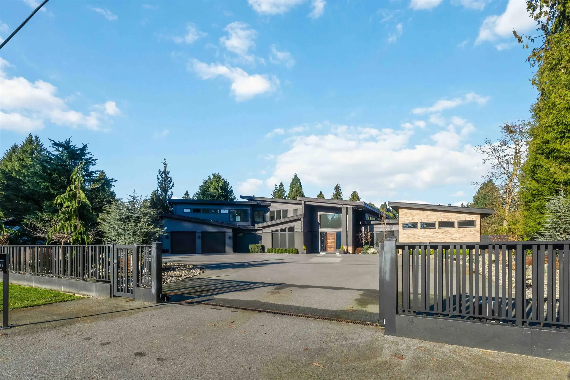 Property at 24095 53 Avenue, Langley, BC