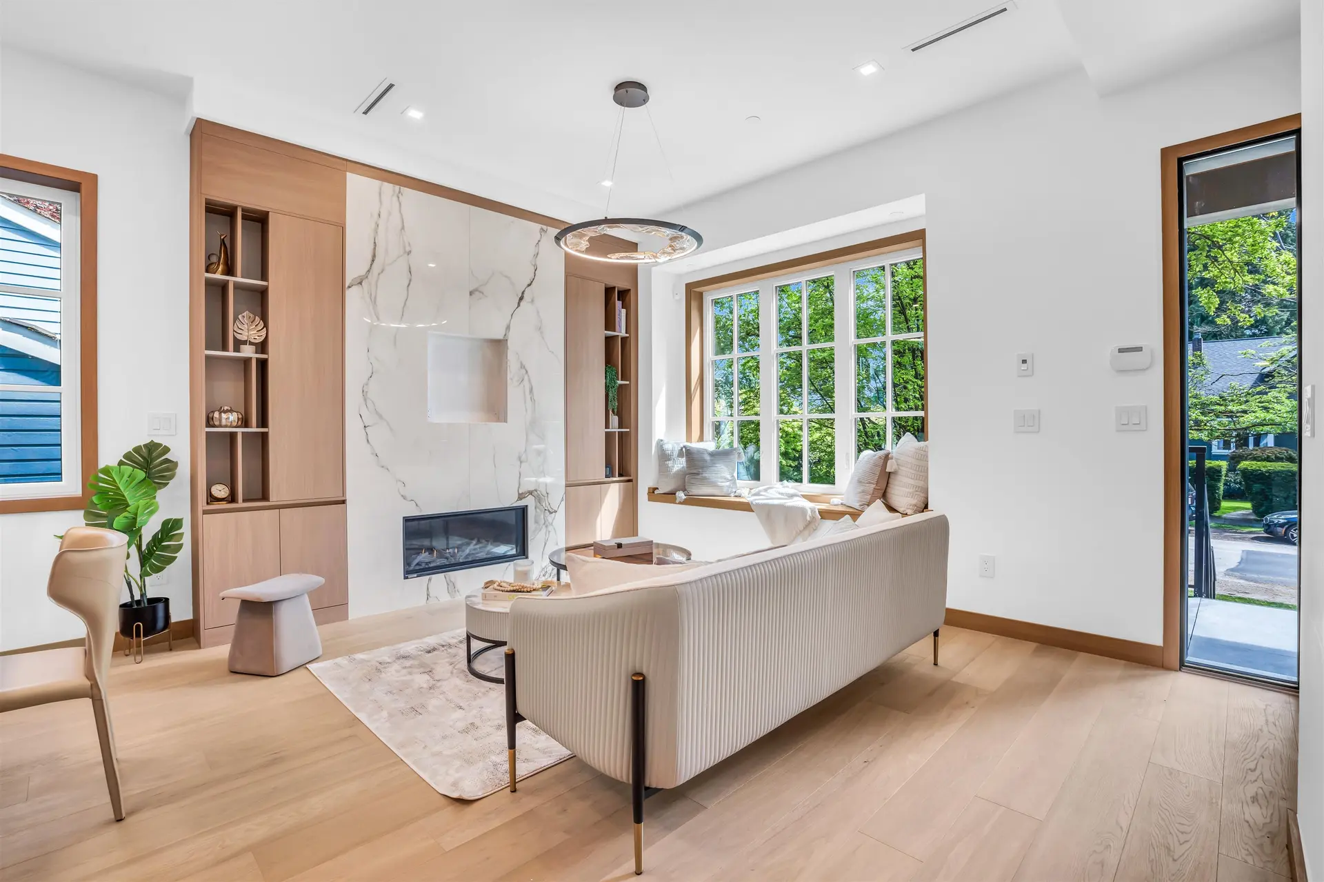 4029 W 33rd Avenue - Image 9
