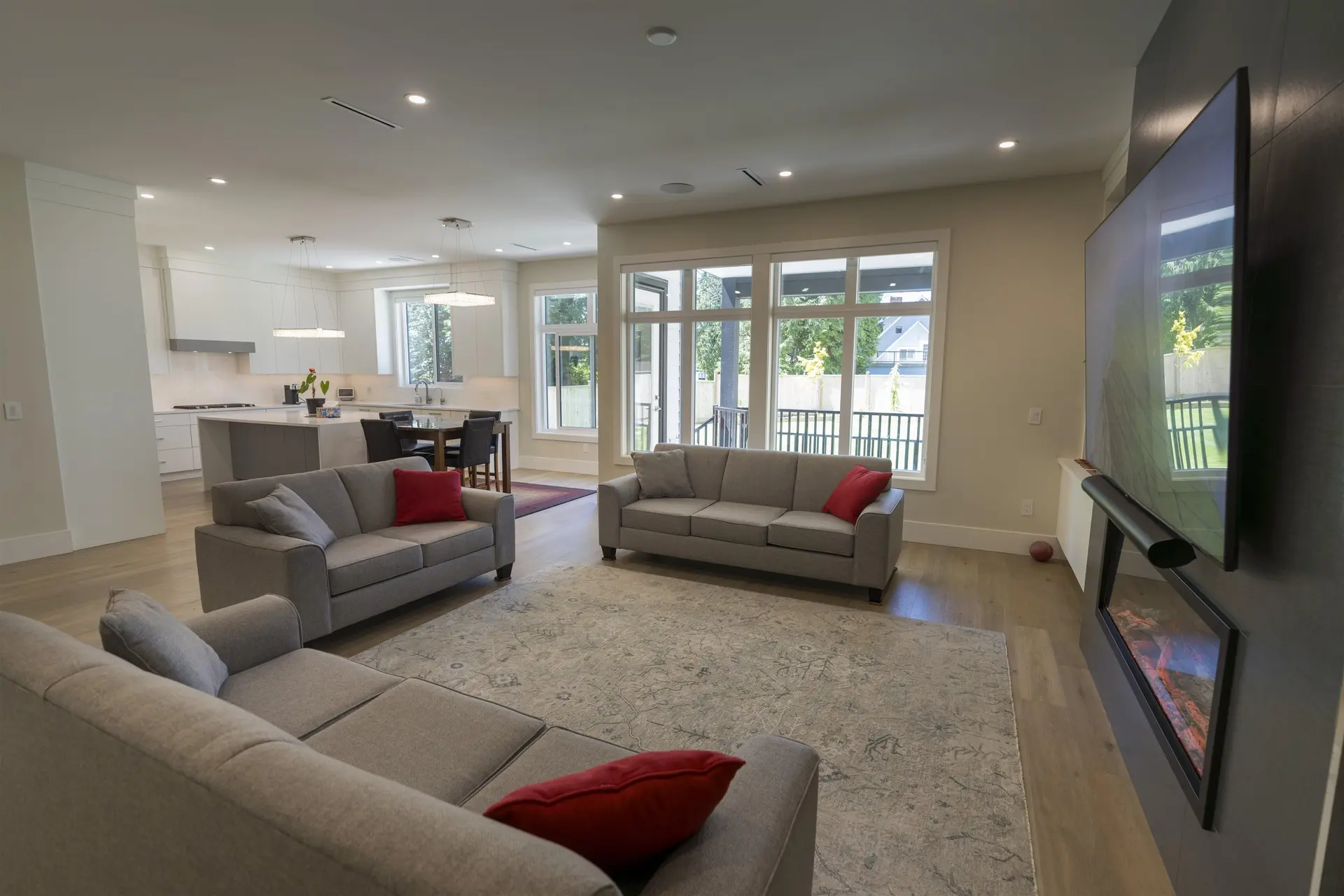 Property at 937 160B STREET, Surrey, BC