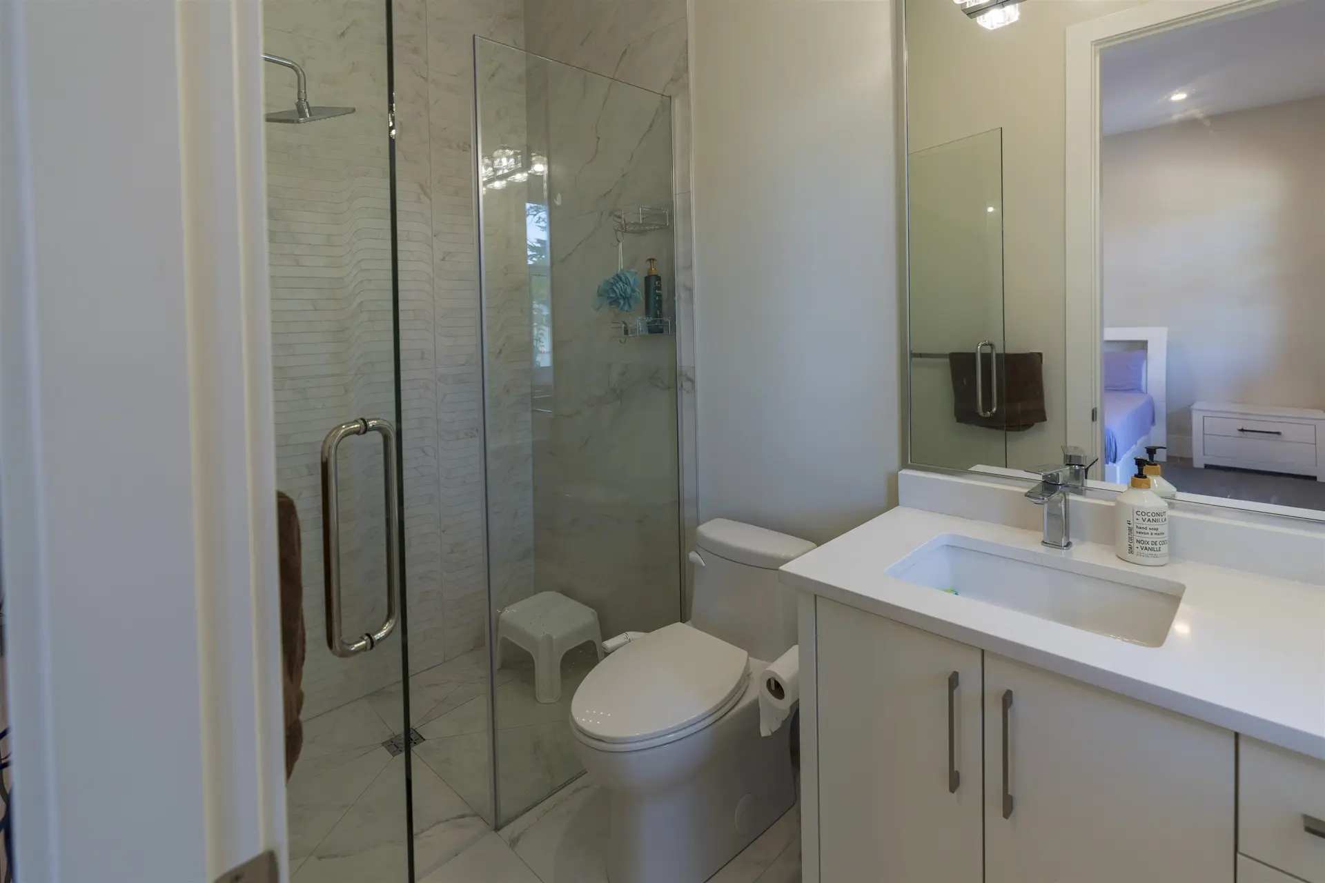 Property at 937 160B STREET, Surrey, BC