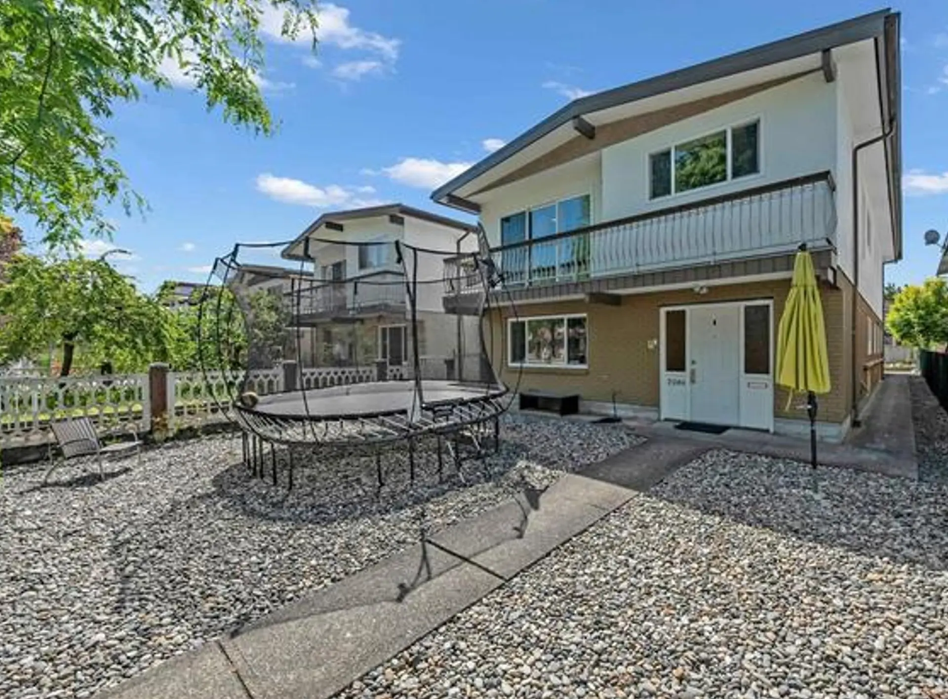 2086 E 40th Avenue - Image 1