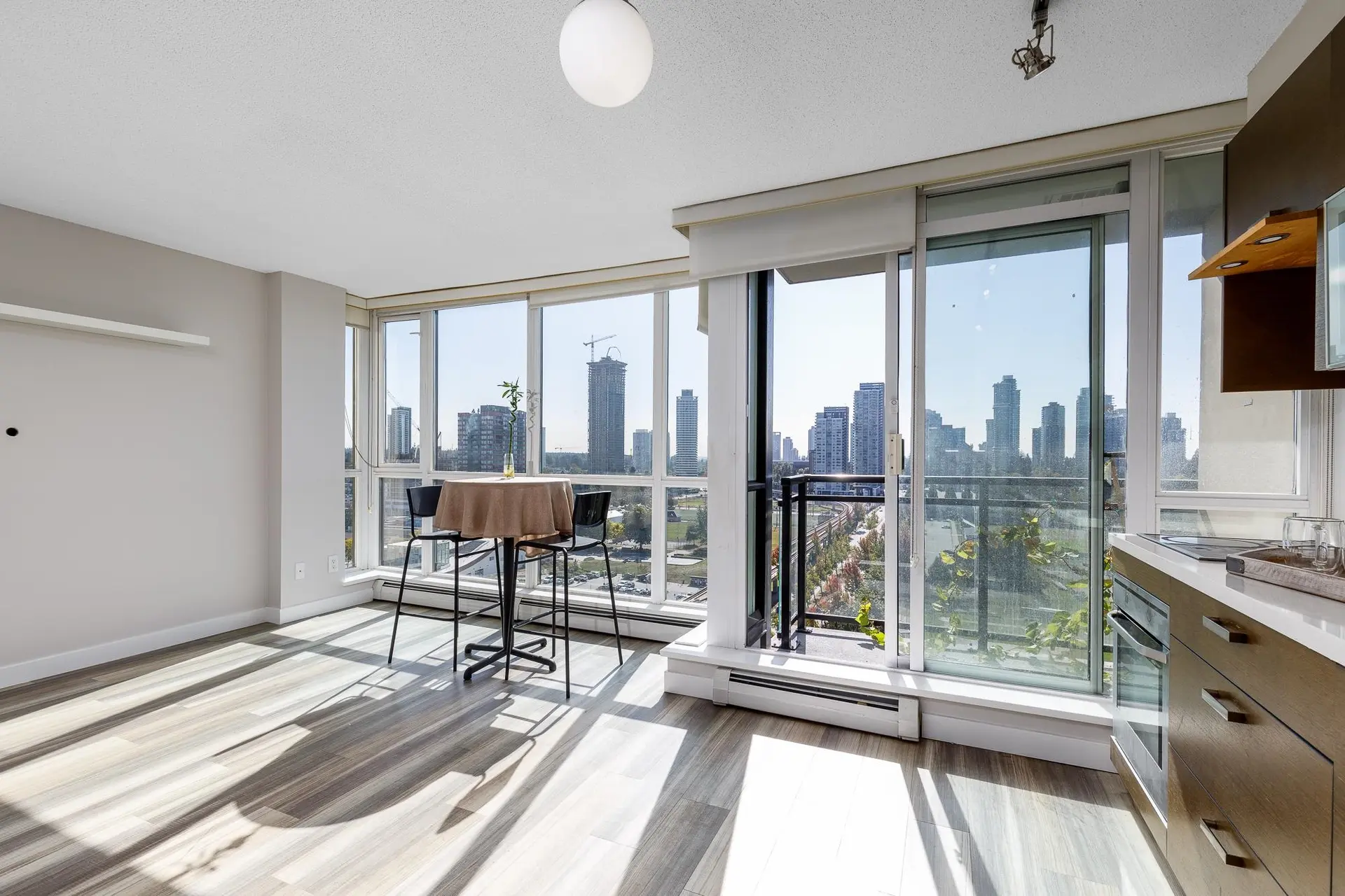 Property at #1603 10777 UNIVERSITY DRIVE, Surrey, BC