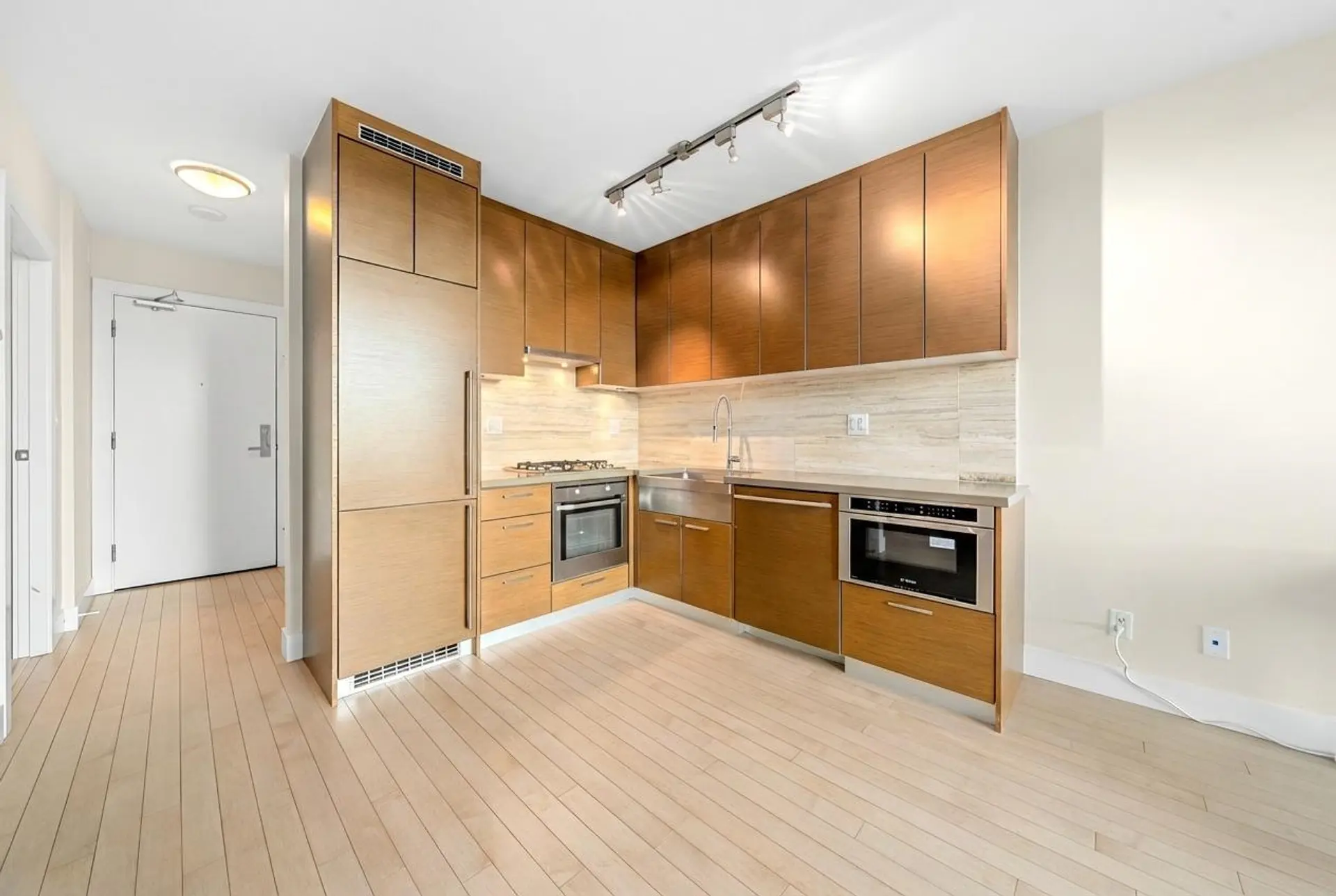 #2106 535 Smithe Street - Image 4