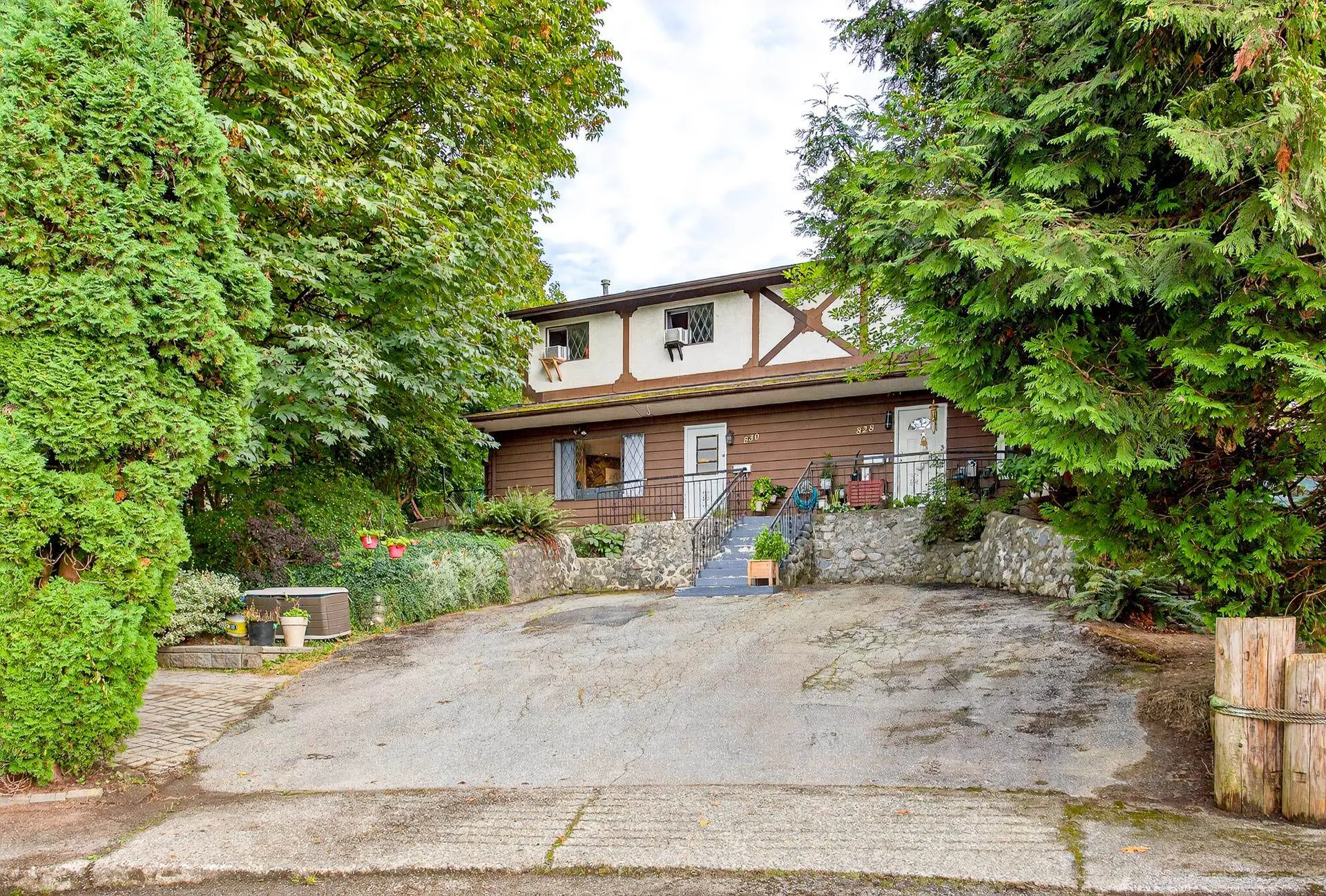 Property at 828 Ingersoll Avenue, Coquitlam, BC