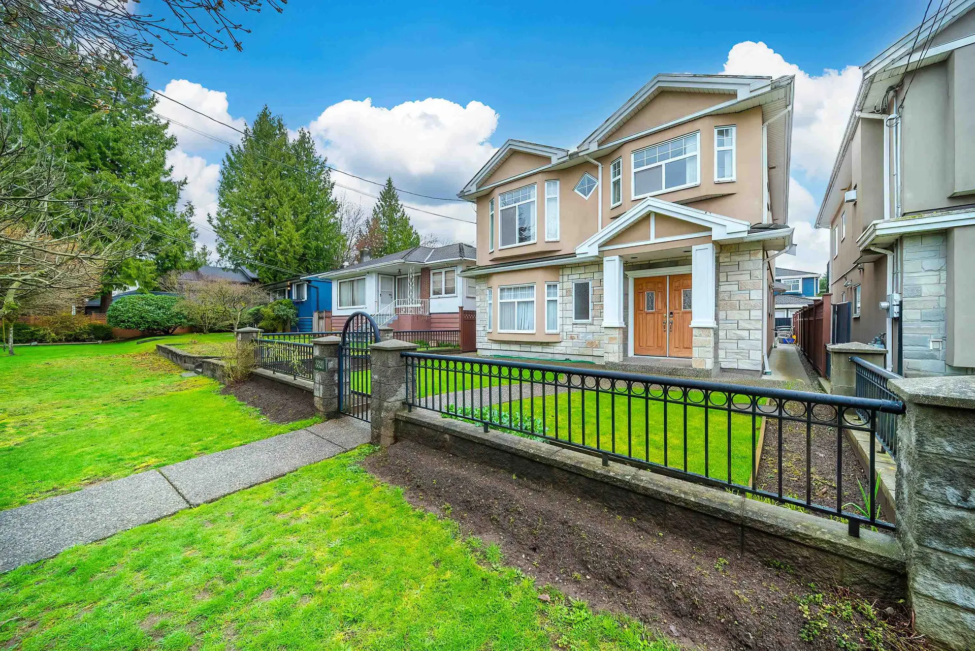 Property at 3320 E 43rd Avenue, Vancouver, BC