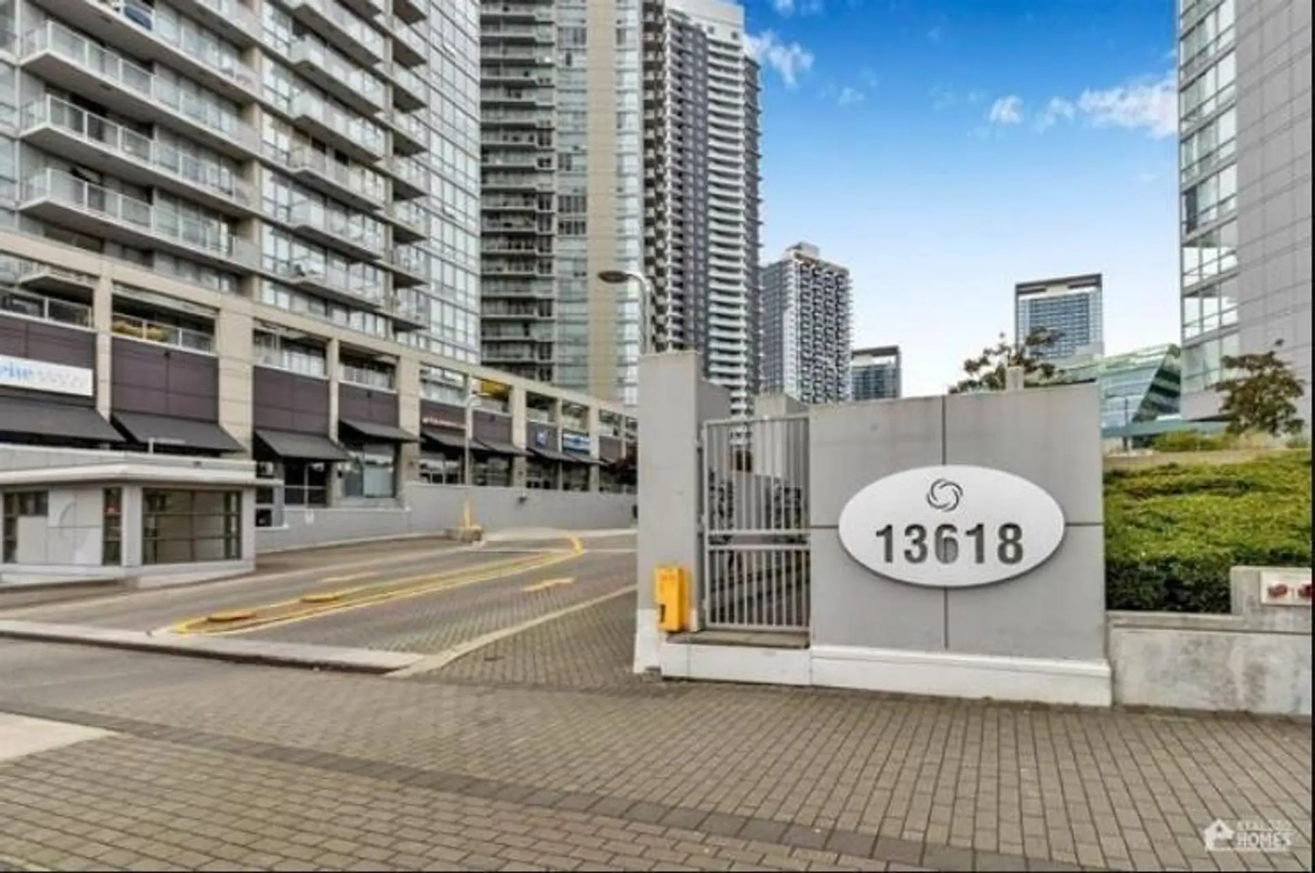 #3501 13618 100 Avenue - Image 1