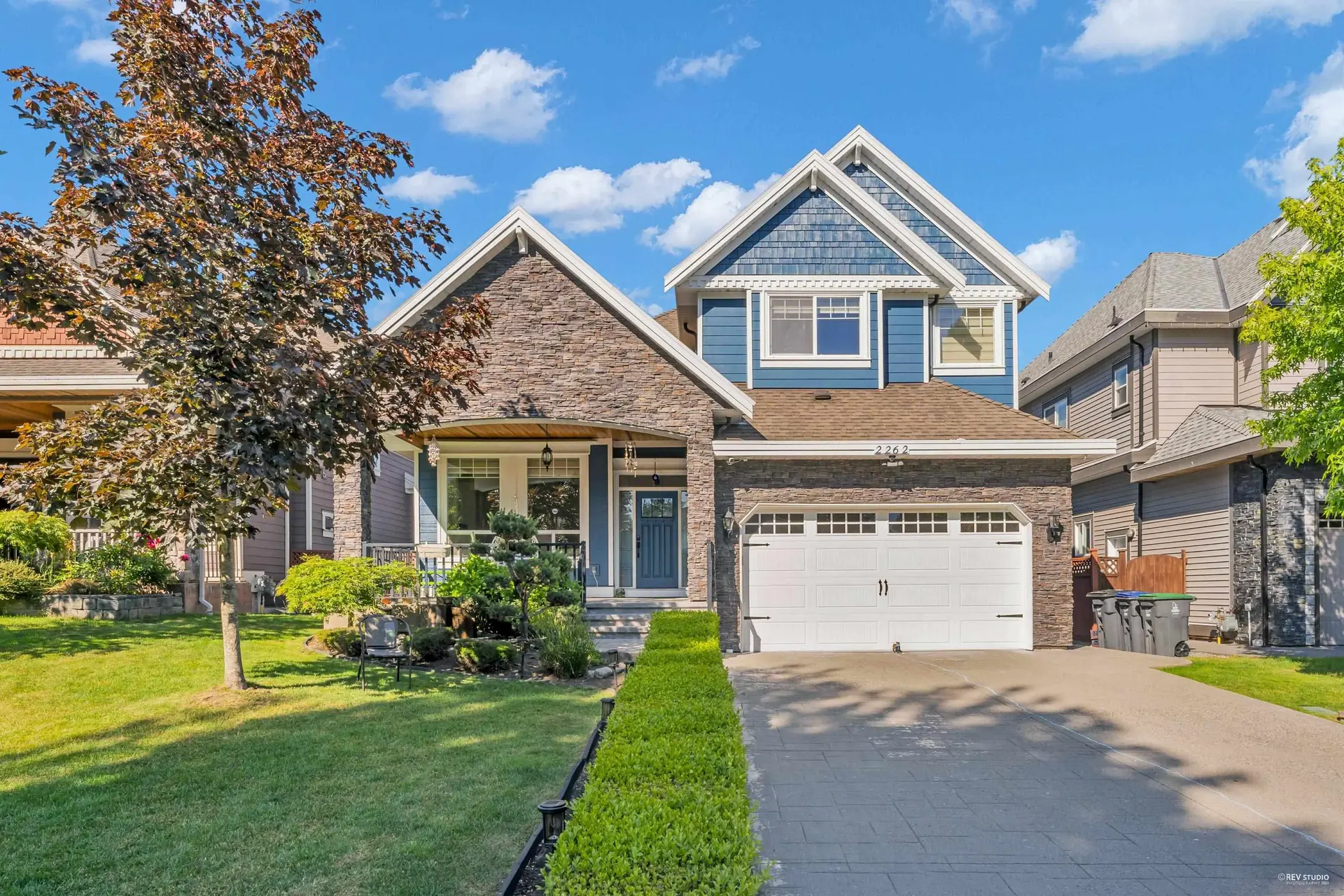 Property at 2262 Madrona Place, Surrey, BC