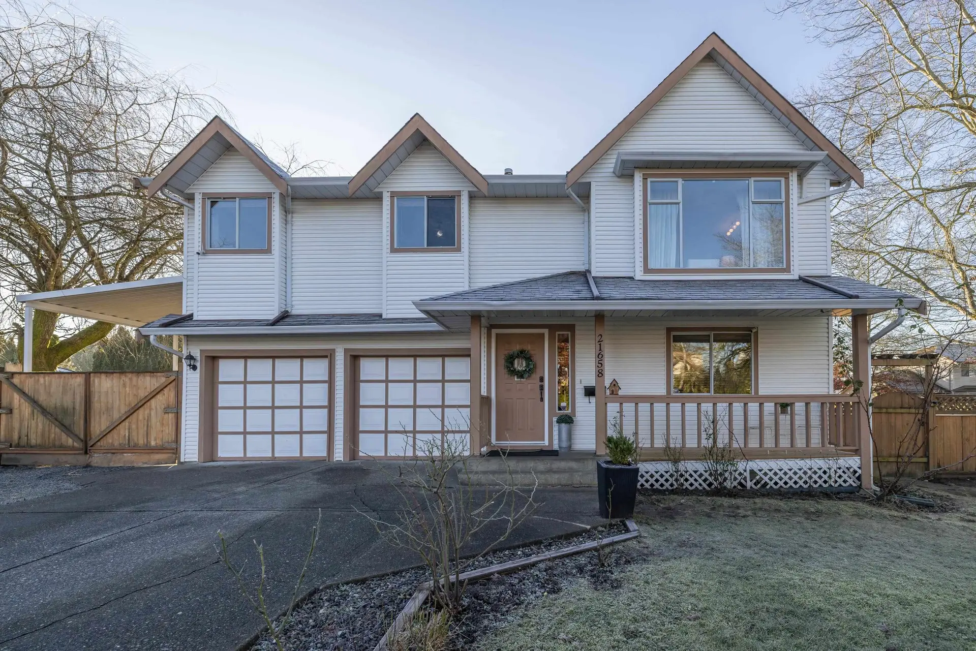 Property at 21658 50b Avenue, Langley, BC