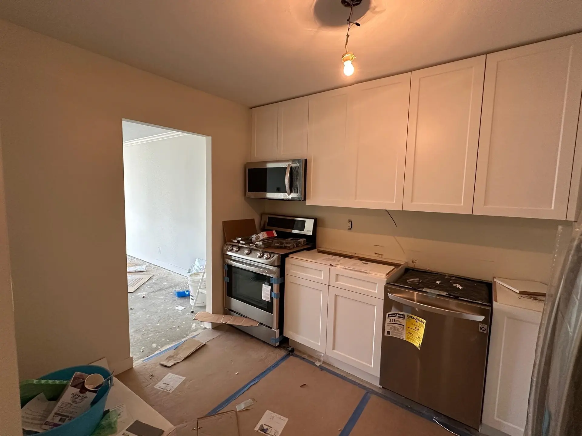 Property at #401 710 SEVENTH AVENUE, New Westminster, BC