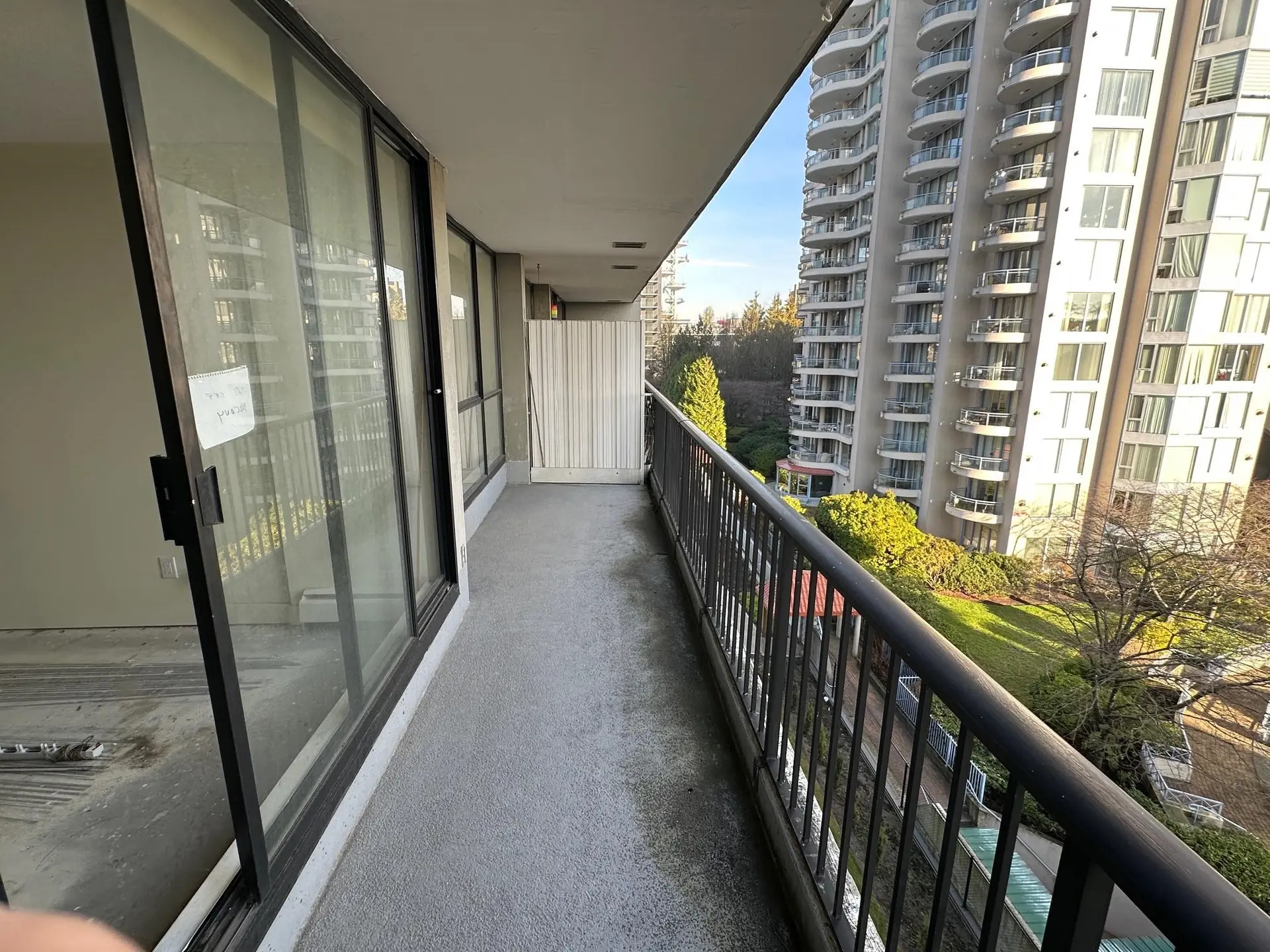 Property at #401 710 SEVENTH AVENUE, New Westminster, BC