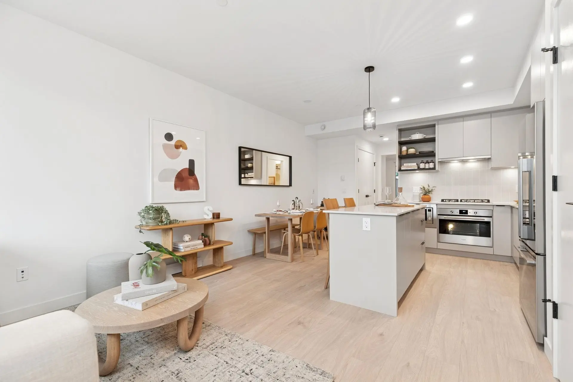 #118 921 Grant Street - Image 4