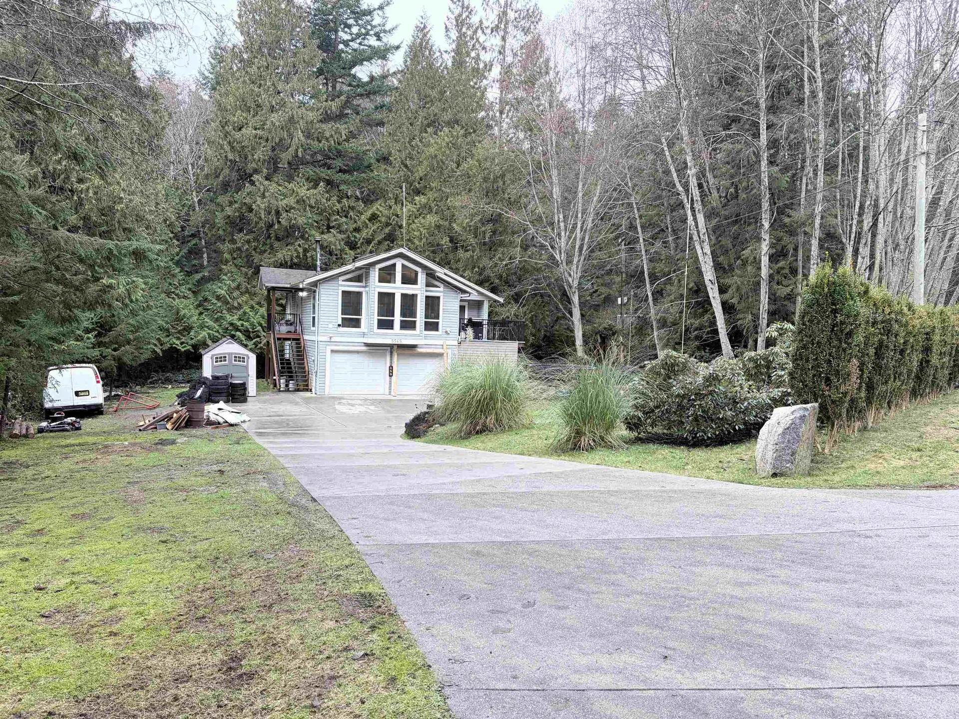 Property at 5565 Riley Road, Halfmoon Bay, BC