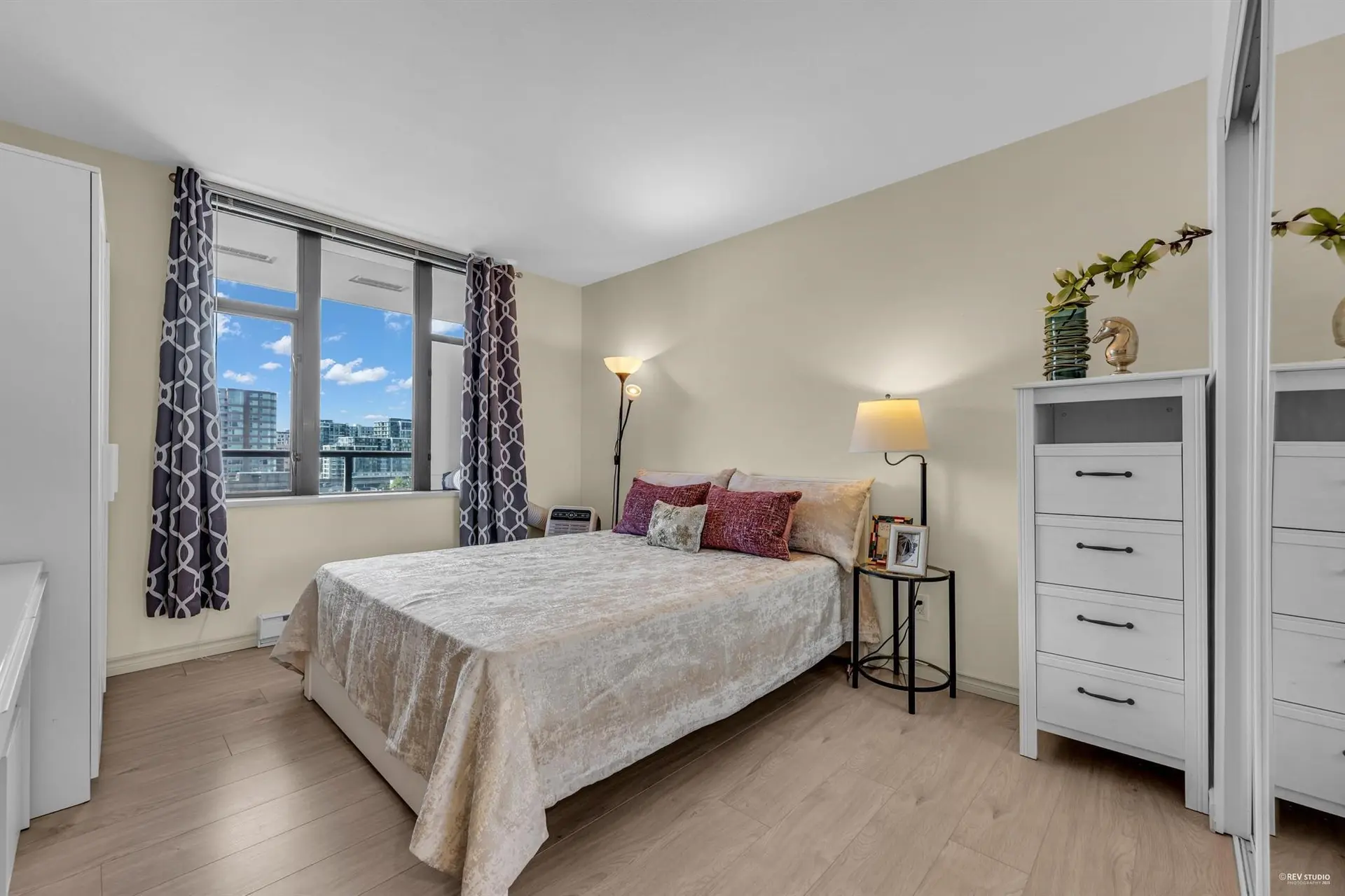 Property at #902 5933 COONEY ROAD, Richmond, BC