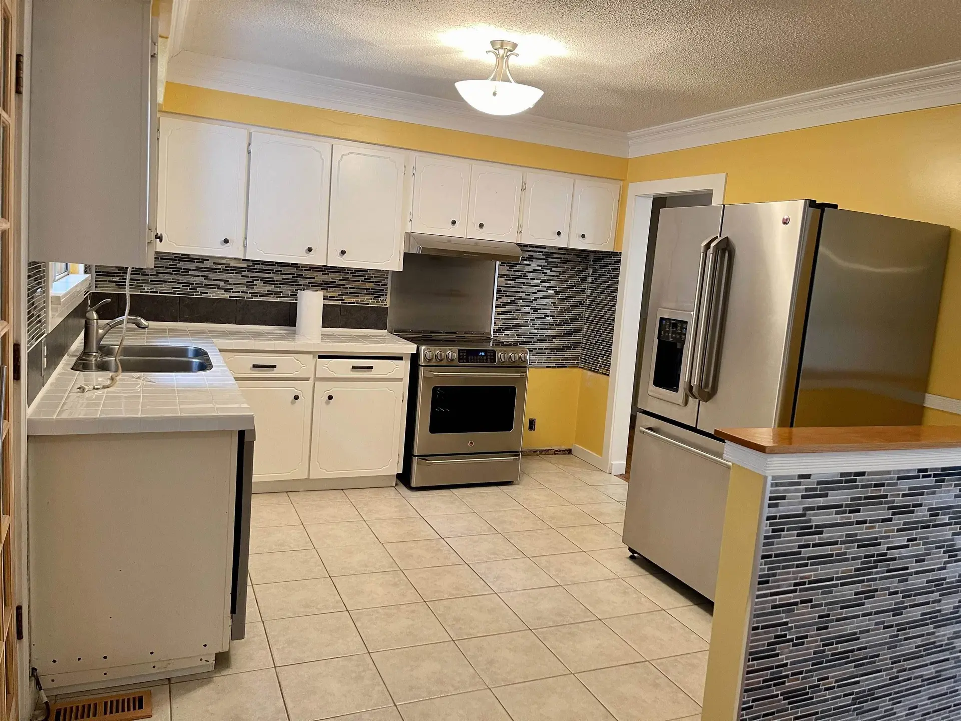 Property at 1791 LANGAN AVENUE, Port Coquitlam, BC