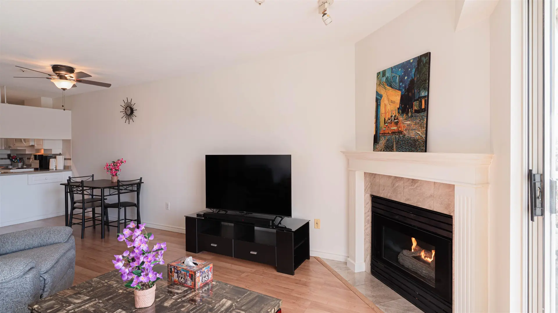 Property at #303 1035 AUCKLAND STREET, New Westminster, BC