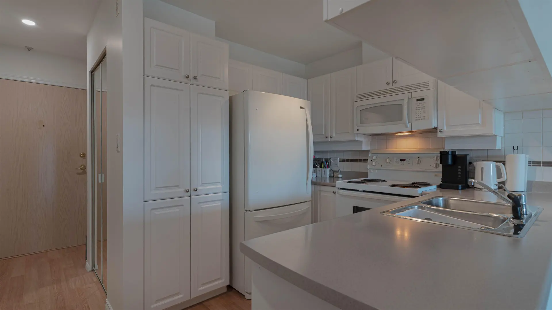 Property at #303 1035 AUCKLAND STREET, New Westminster, BC