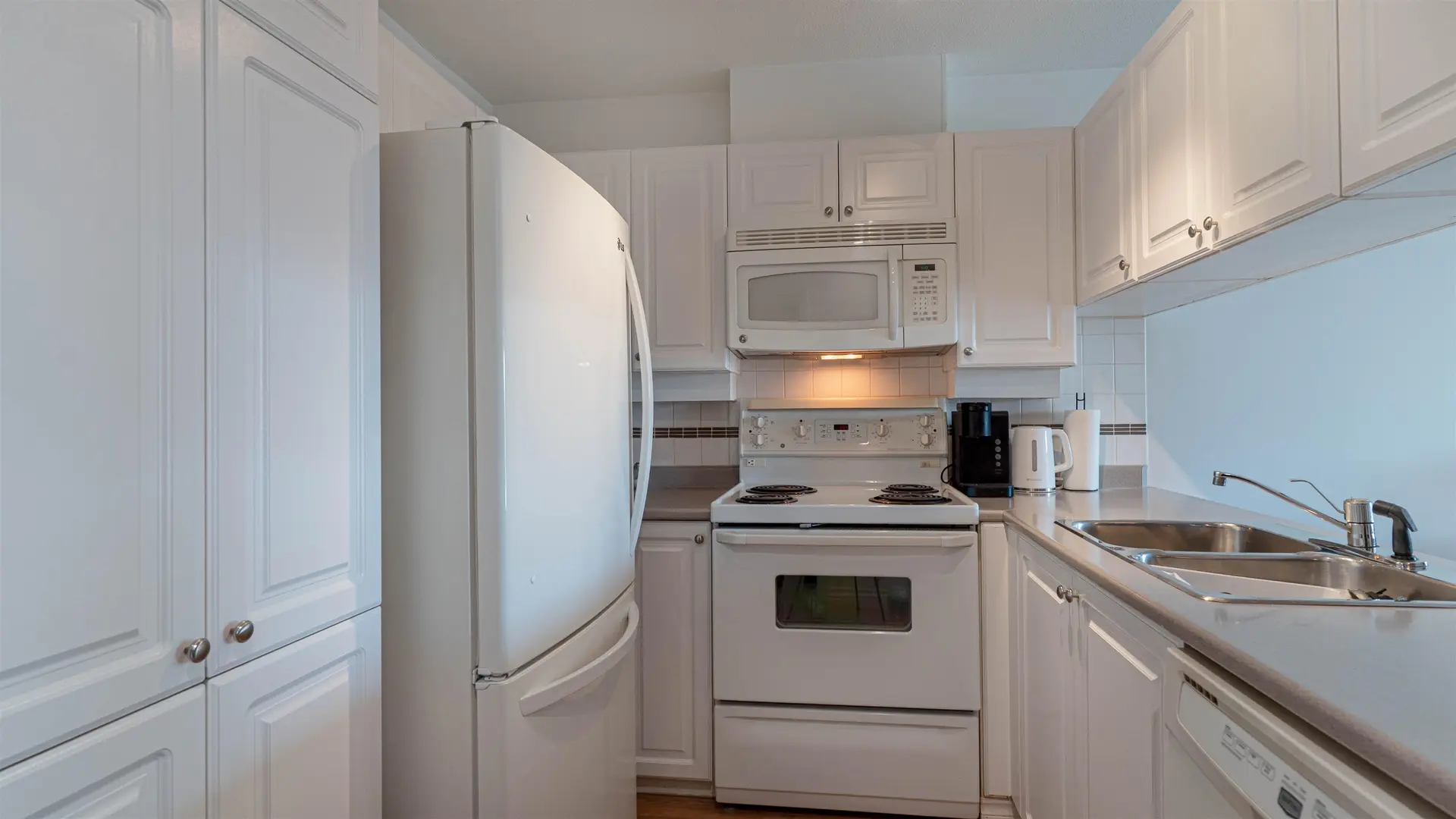 Property at #303 1035 AUCKLAND STREET, New Westminster, BC