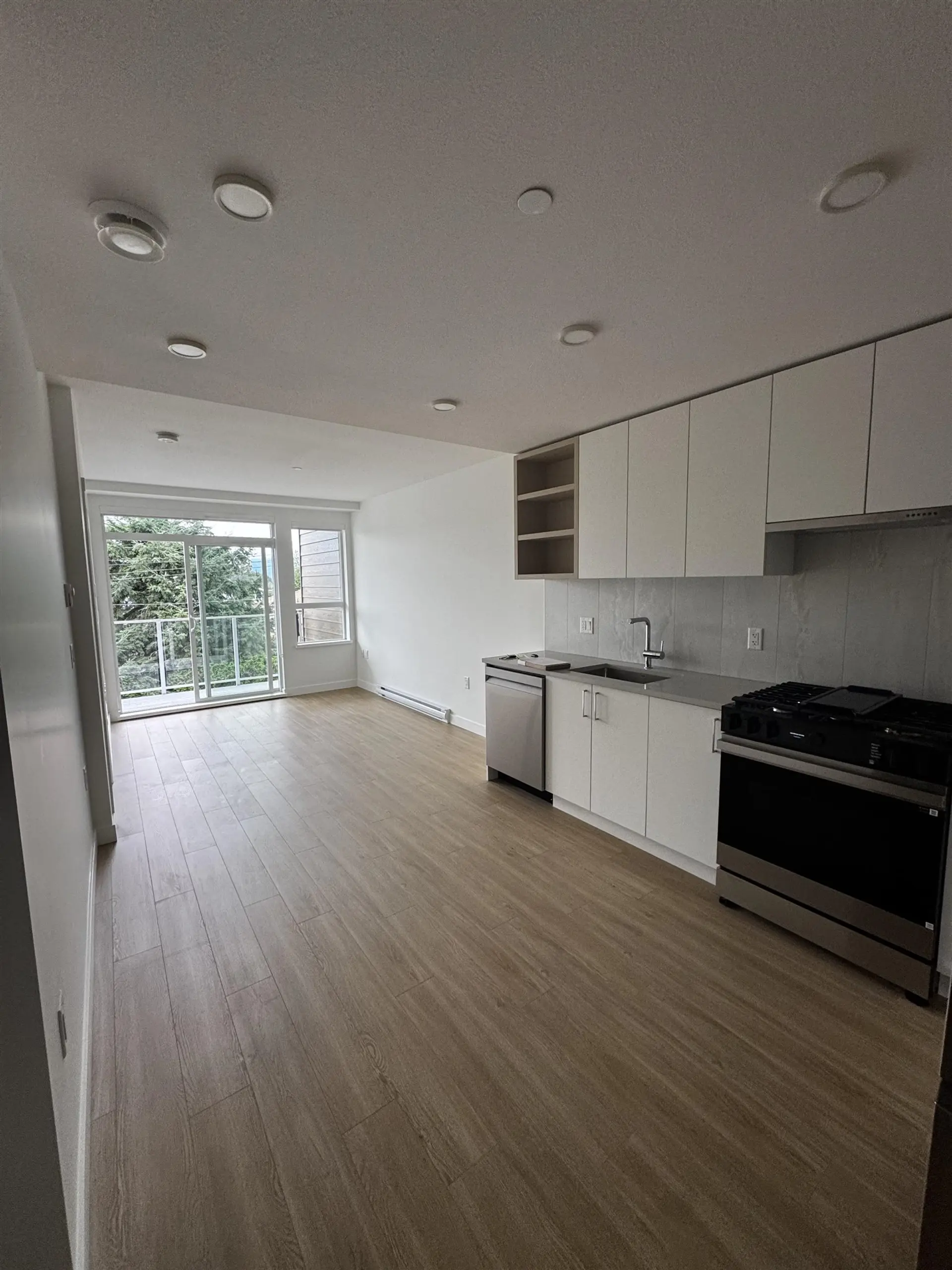 Property at #307 723 GROVER AVENUE, Coquitlam, BC