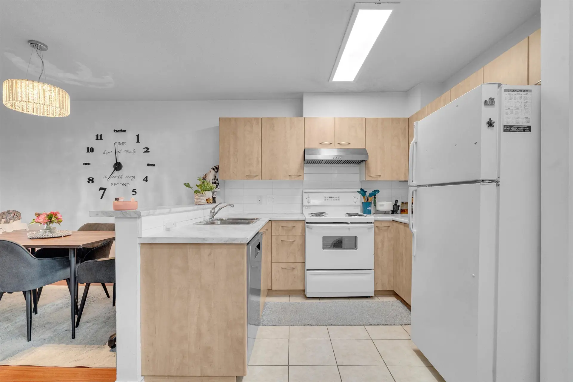 Property at #102 2973 KINGSWAY, Vancouver, BC