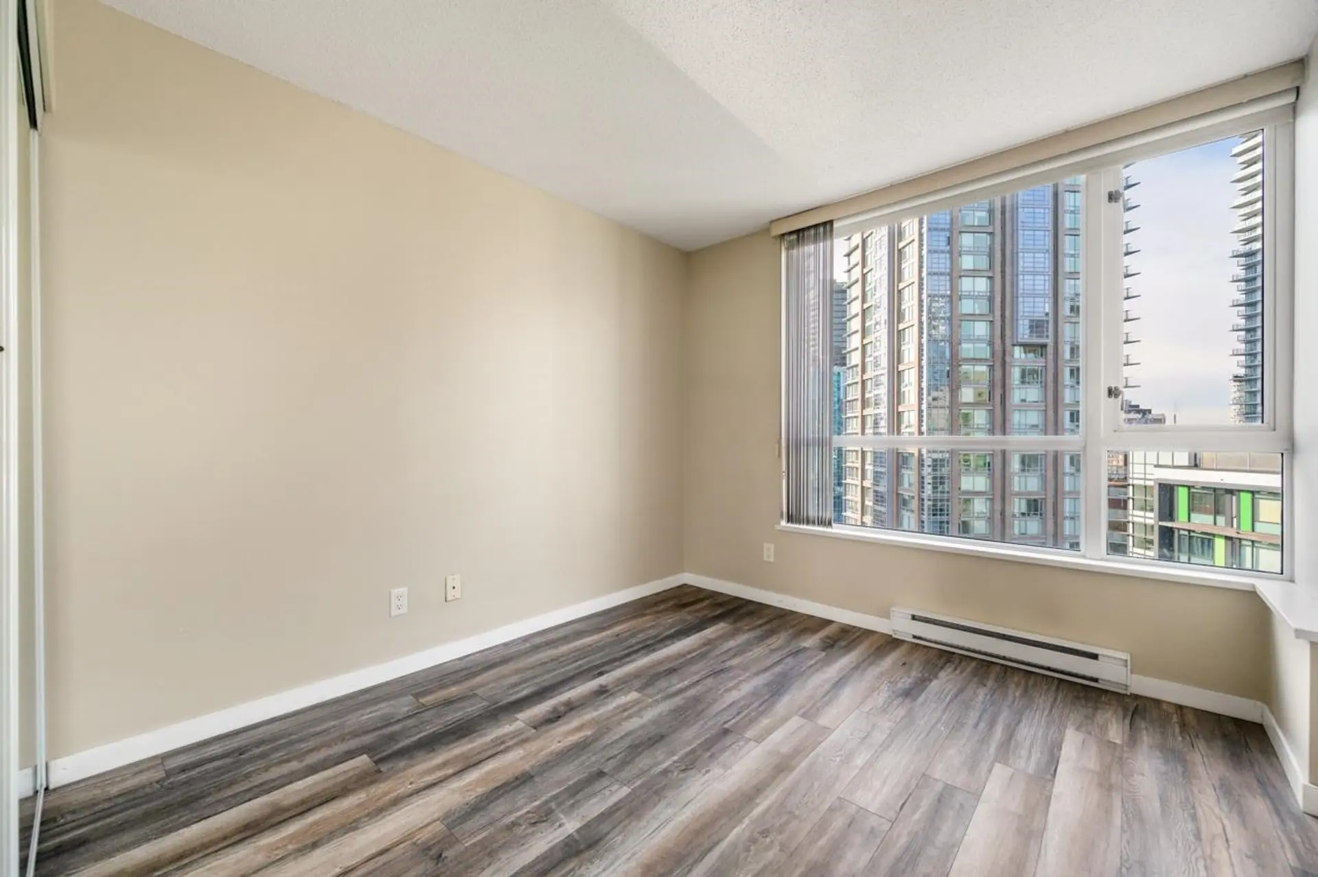 Property at #1606 1212 HOWE STREET, Vancouver, BC
