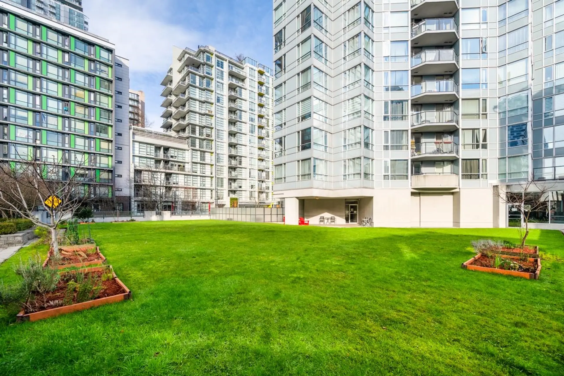 Property at #1606 1212 HOWE STREET, Vancouver, BC