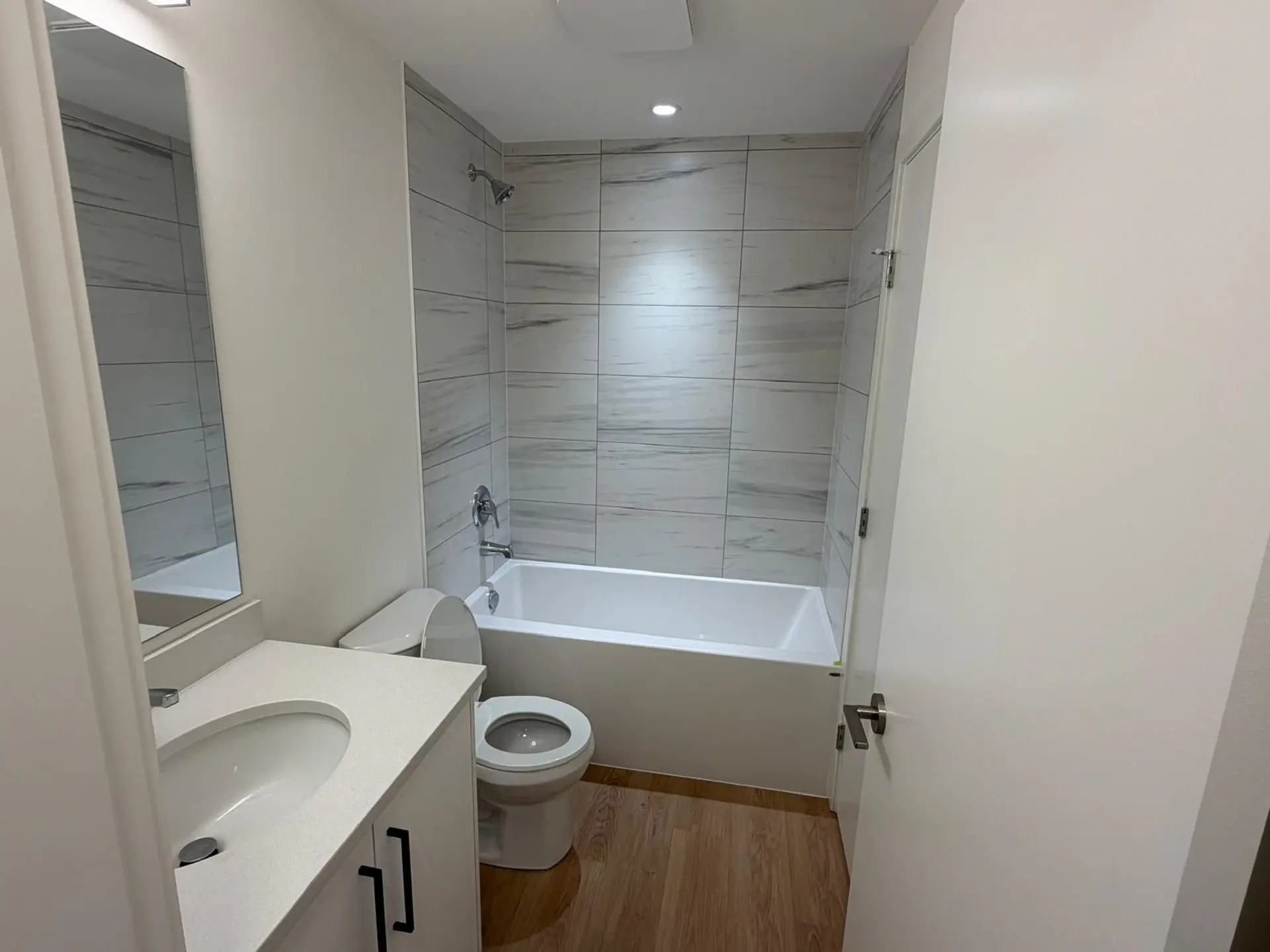 Property at #309 33816 SOUTH FRASER WAY, Abbotsford, BC