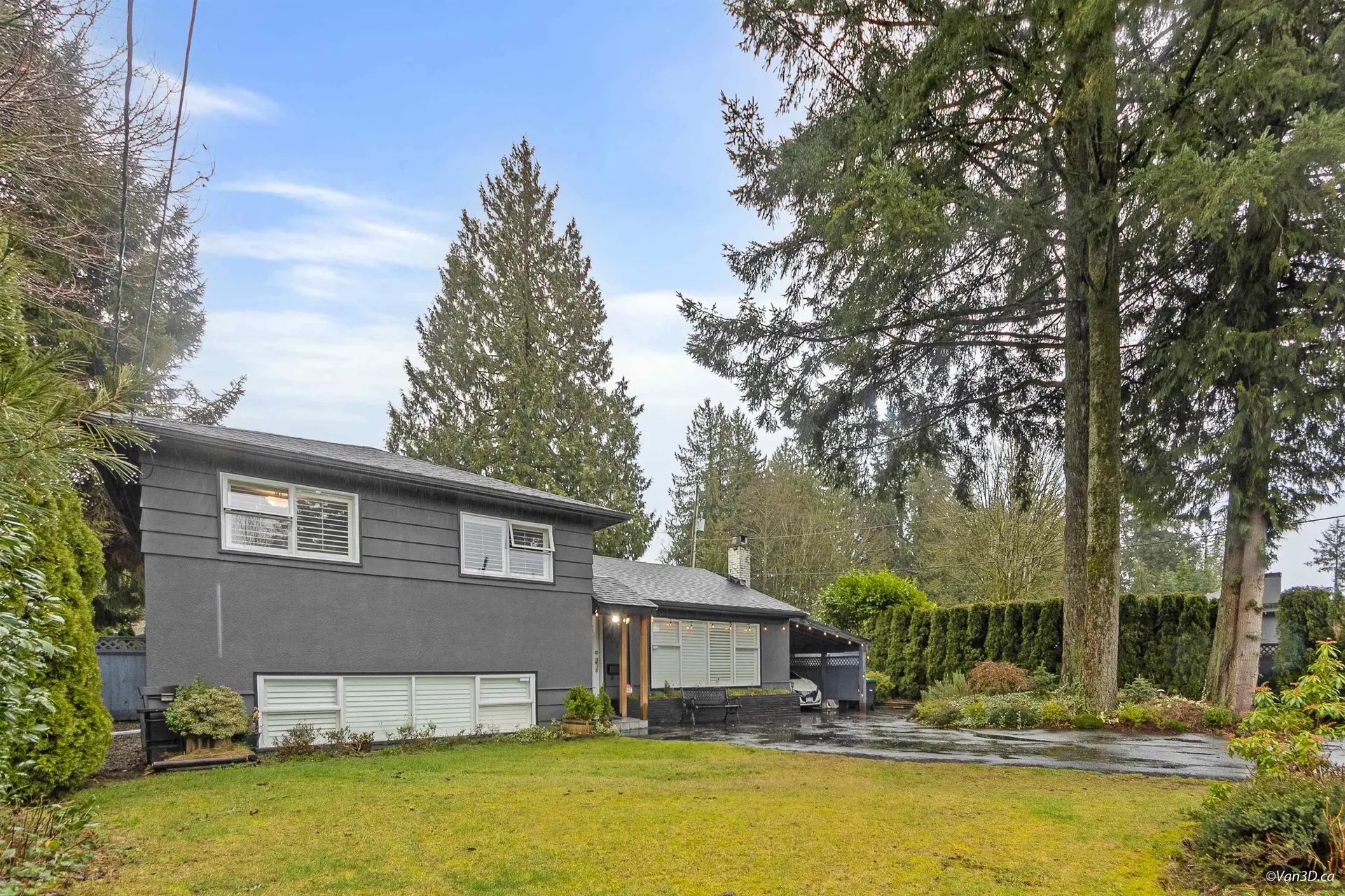 Property at 3020 Thorncliffe Drive, North Vancouver, BC