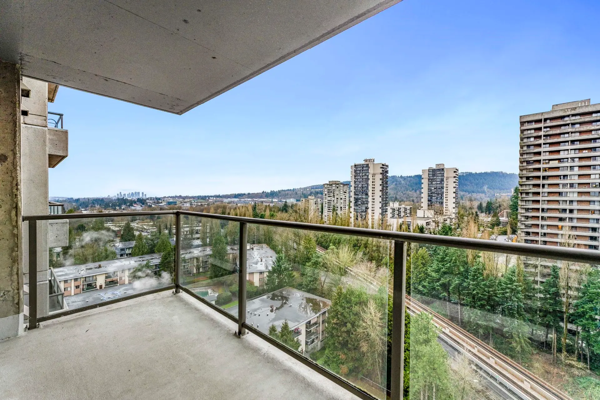 #1607 3970 Carrigan Court - Image 14