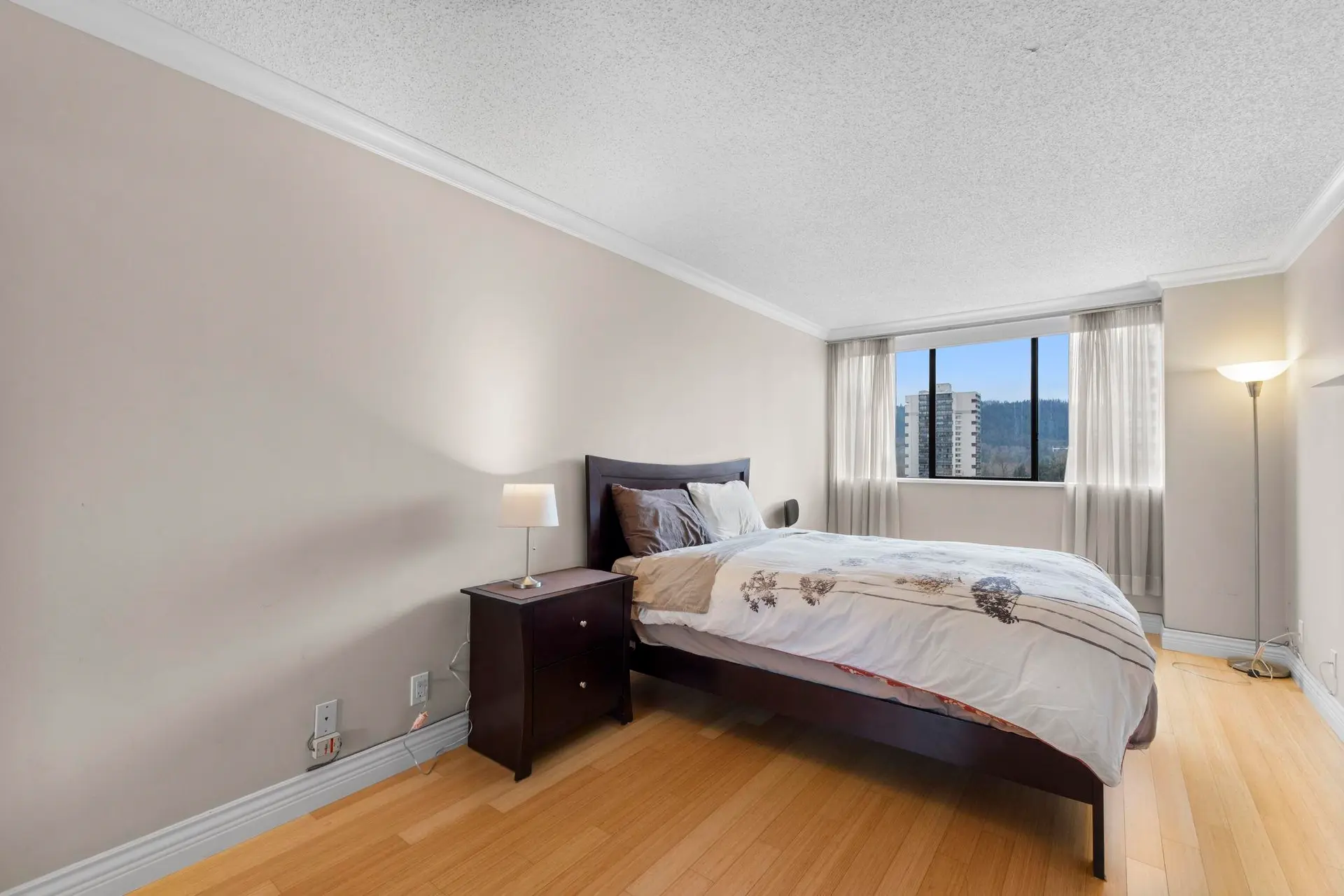 #1607 3970 Carrigan Court - Image 8