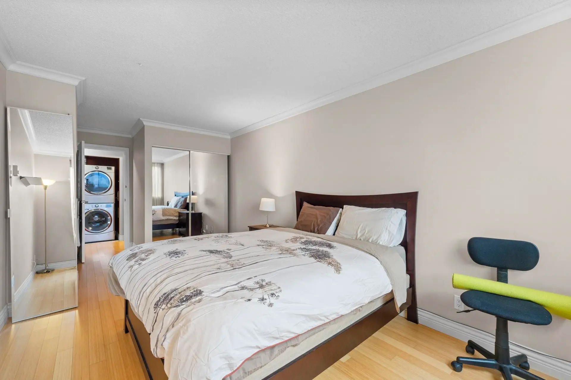 #1607 3970 Carrigan Court - Image 9