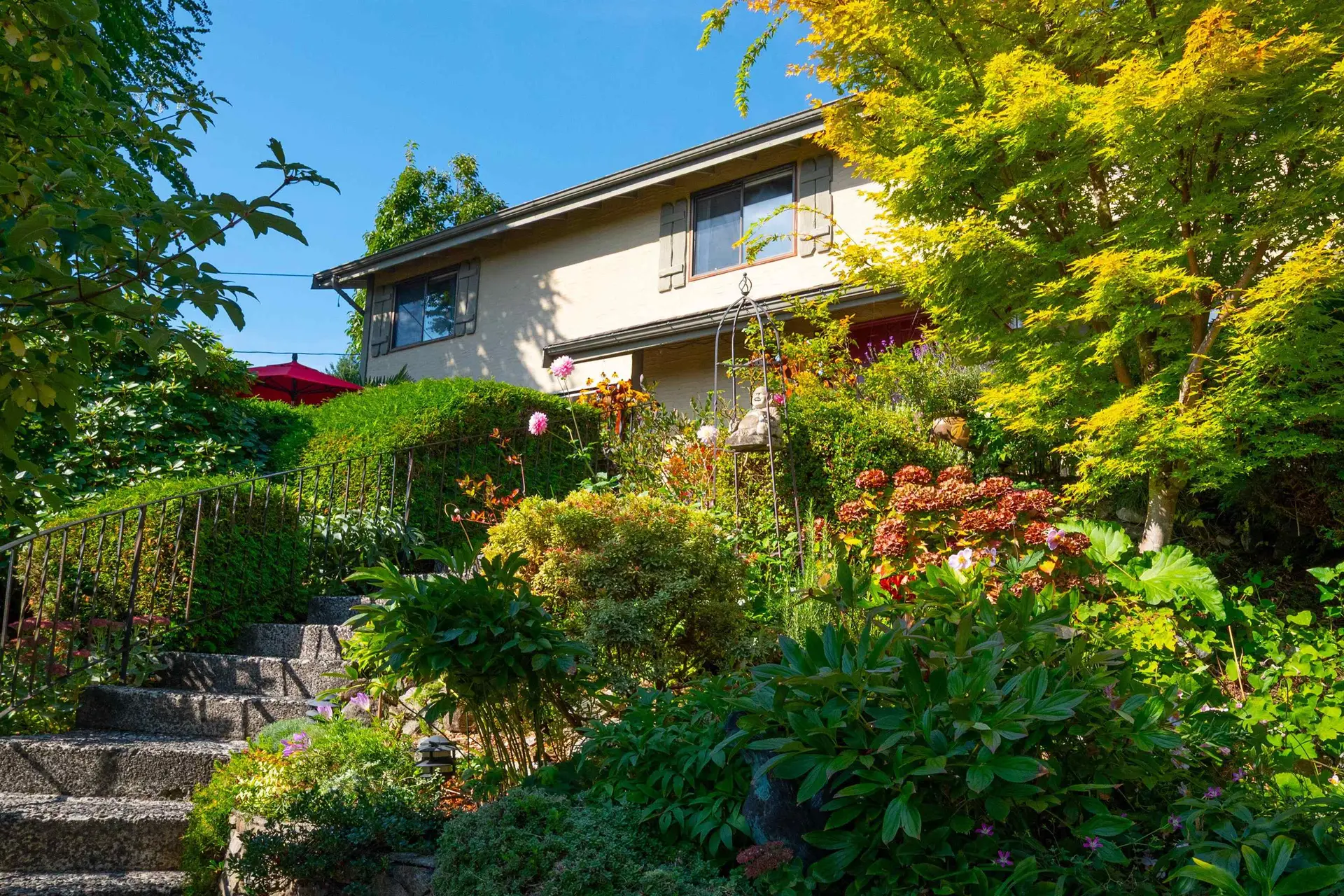 Property at 560 Craigmohr Drive, West Vancouver, BC