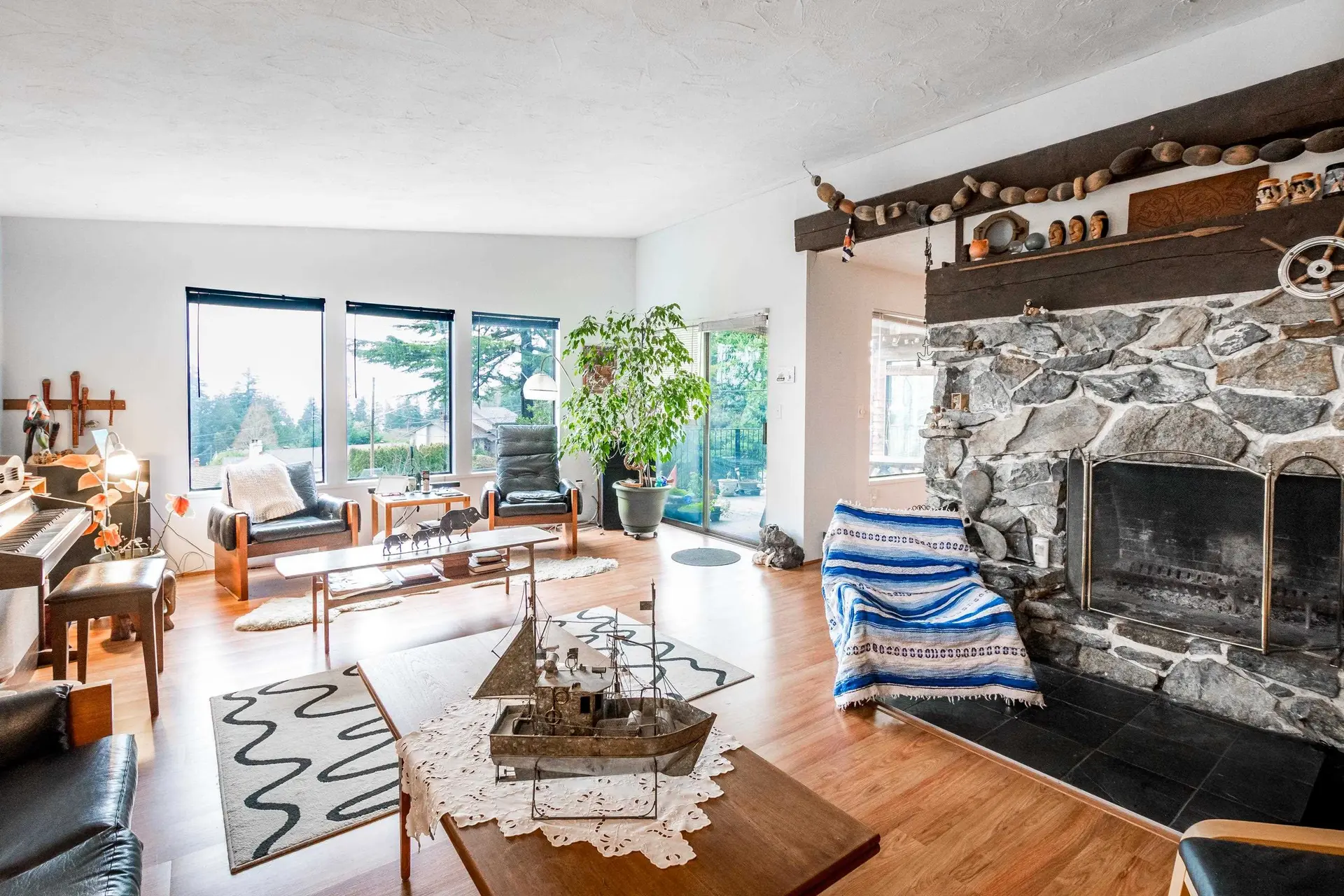 4908 Laurel Avenue - Image 3