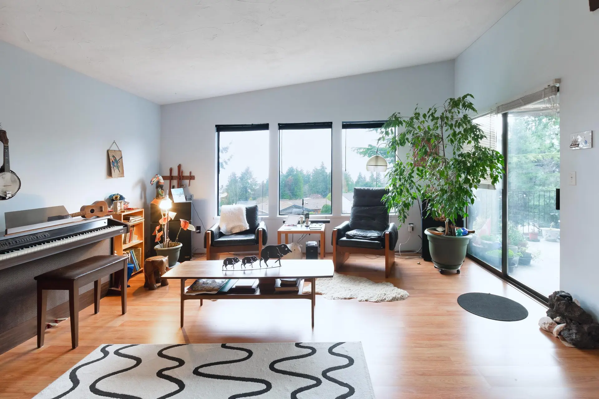 4908 Laurel Avenue - Image 5