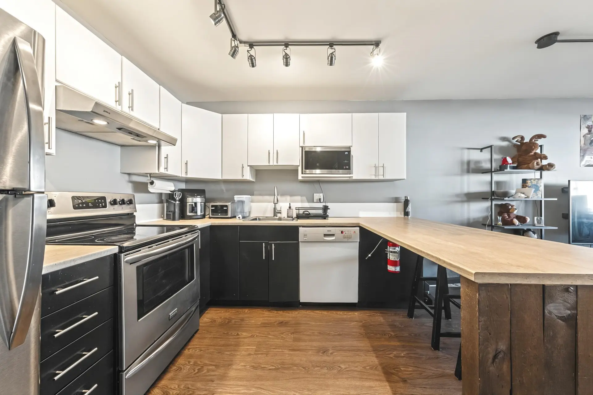 Property at #301 1209 HOWIE AVENUE, Coquitlam, BC