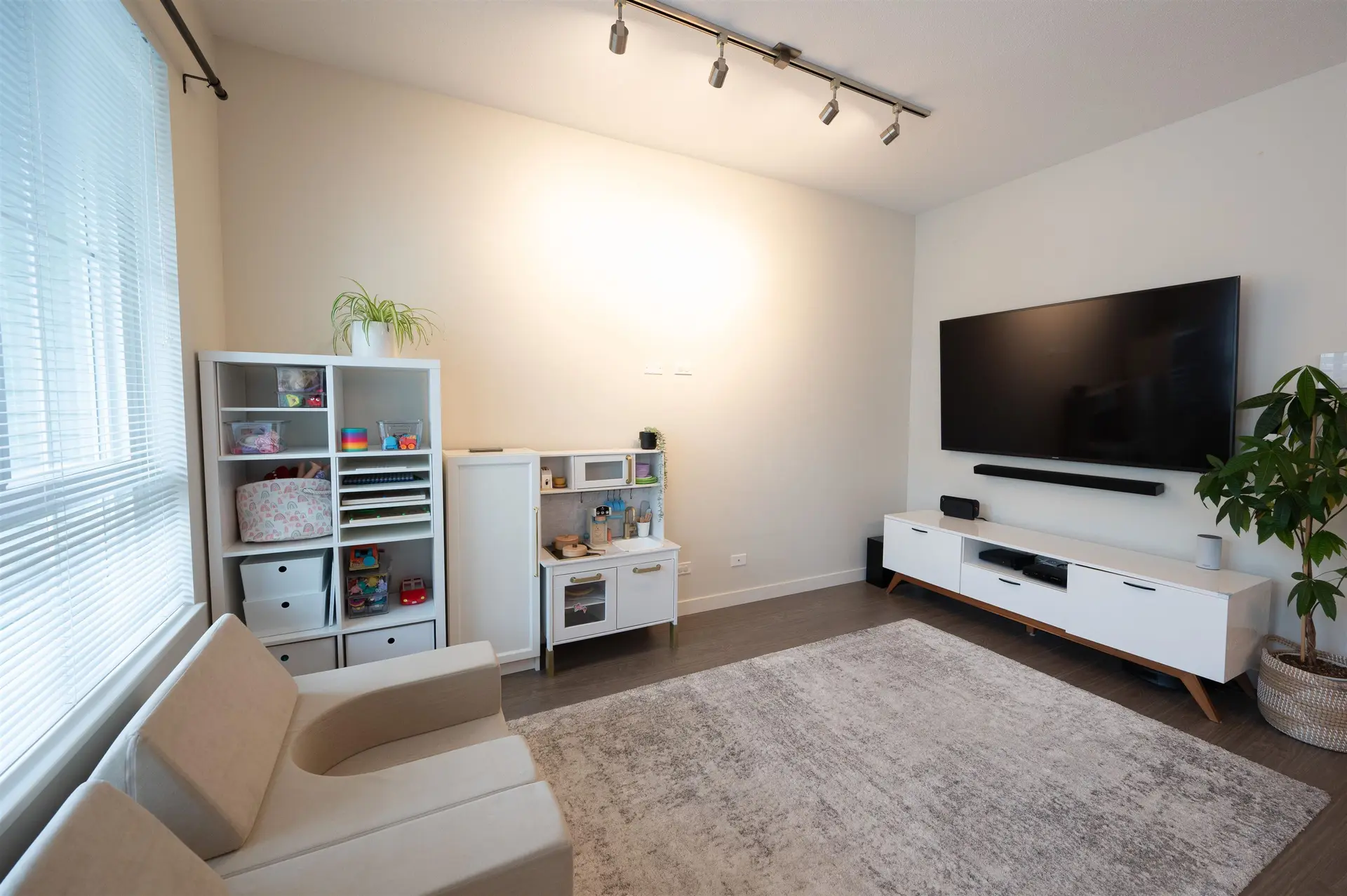 Property at #45 5510 ADMIRAL WAY, Delta, BC