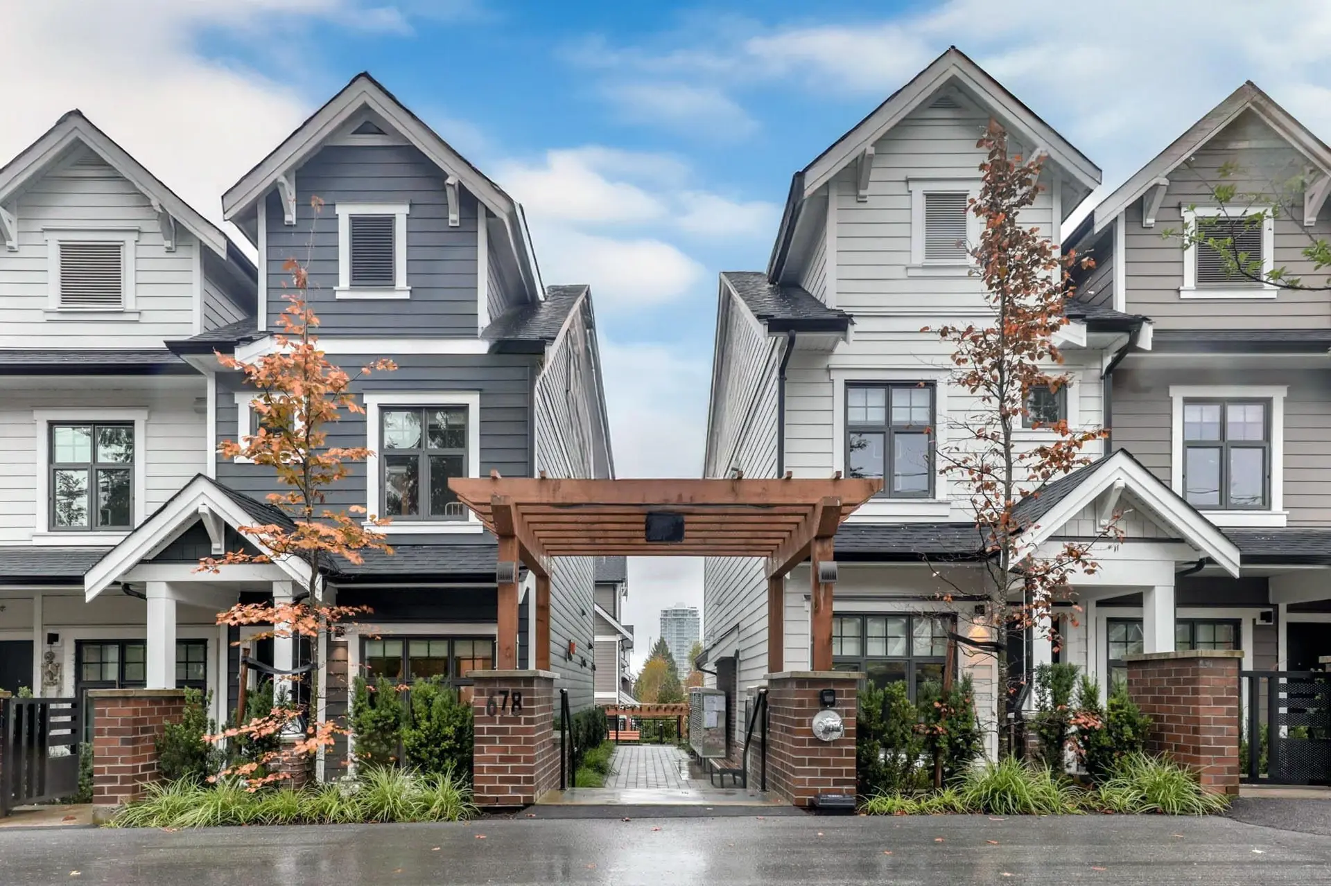 #204 678 Fairview Street - Image 1