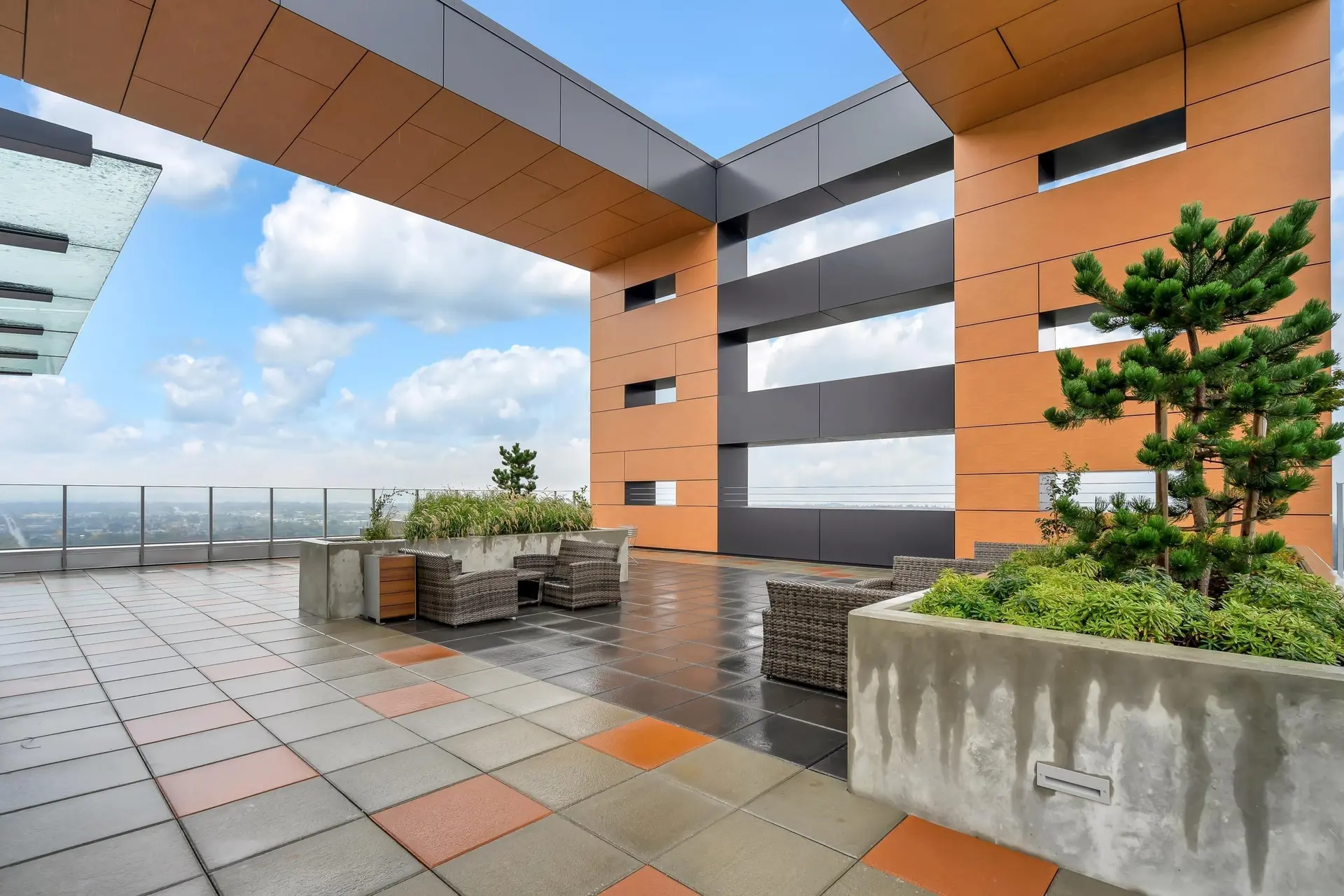 Property at #909 13615 FRASER WAY, Surrey, BC