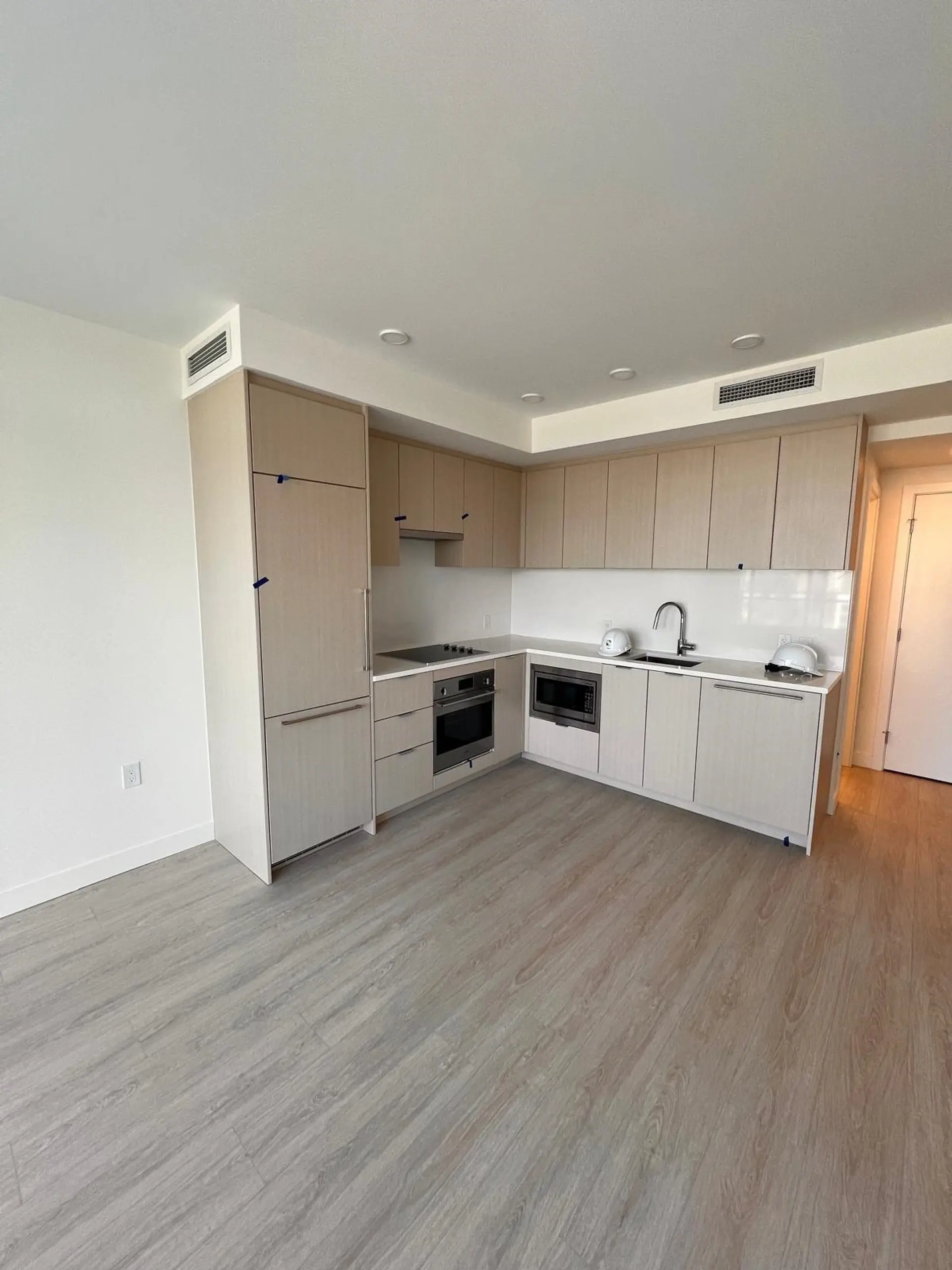 Property at #706 13675 107A AVENUE, Surrey, BC