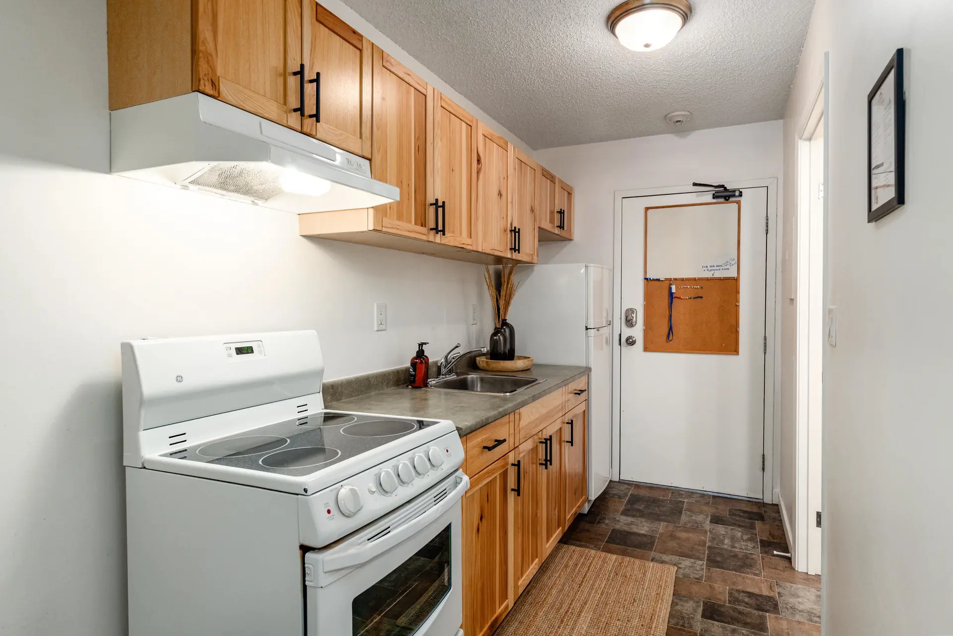 #307 2021 Karen Crescent - Image 4