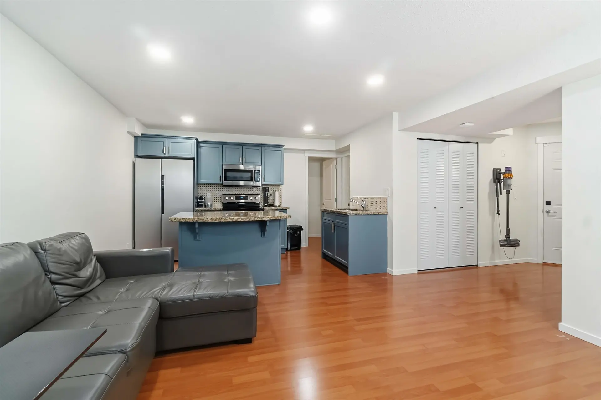 Property at 108 SYCAMORE DRIVE, Port Moody, BC