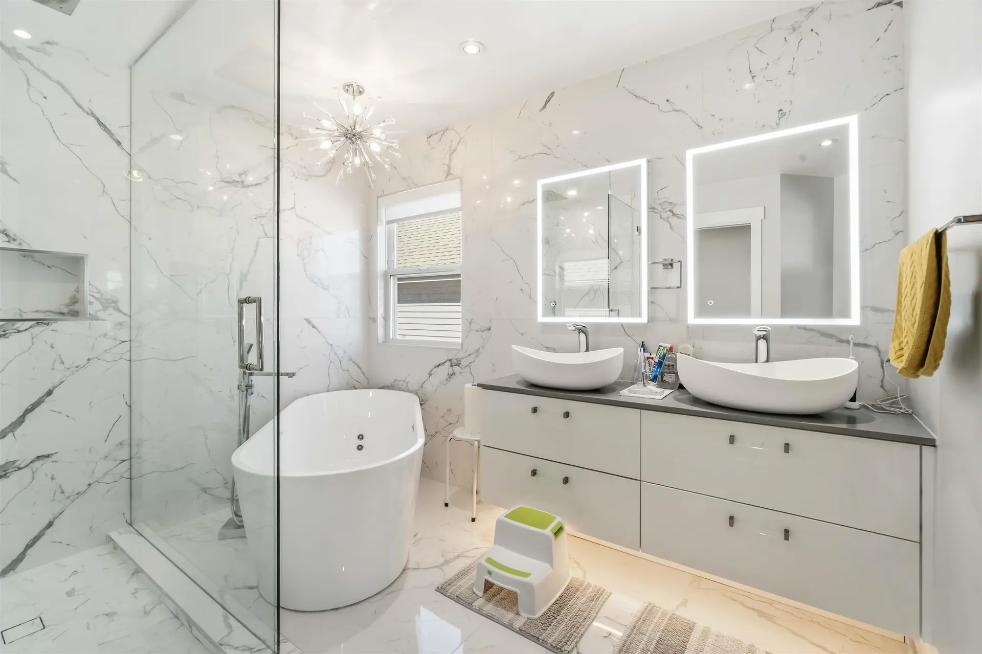 Property at 108 SYCAMORE DRIVE, Port Moody, BC