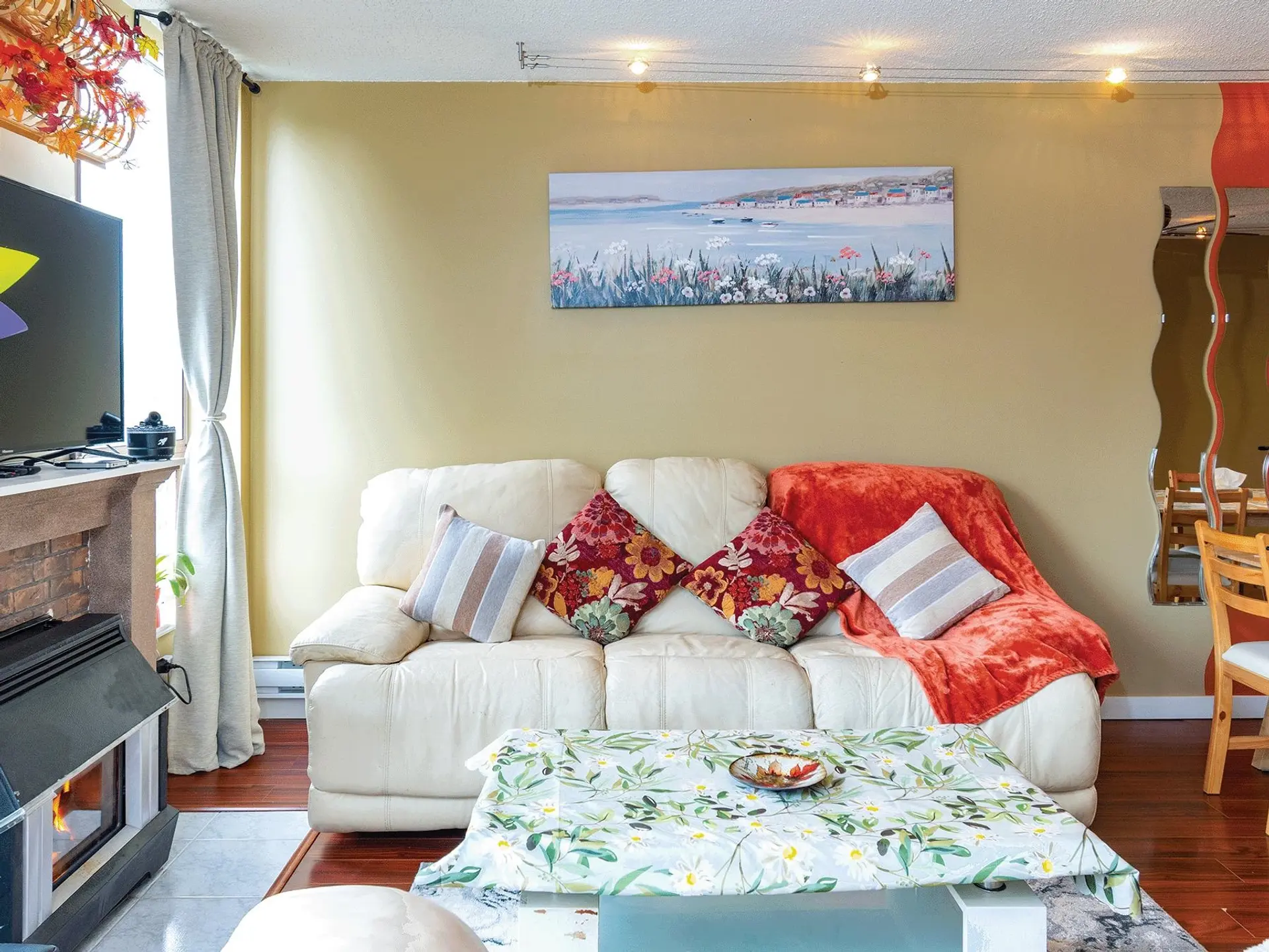 Property at #303 14881 103A AVENUE, Surrey, BC