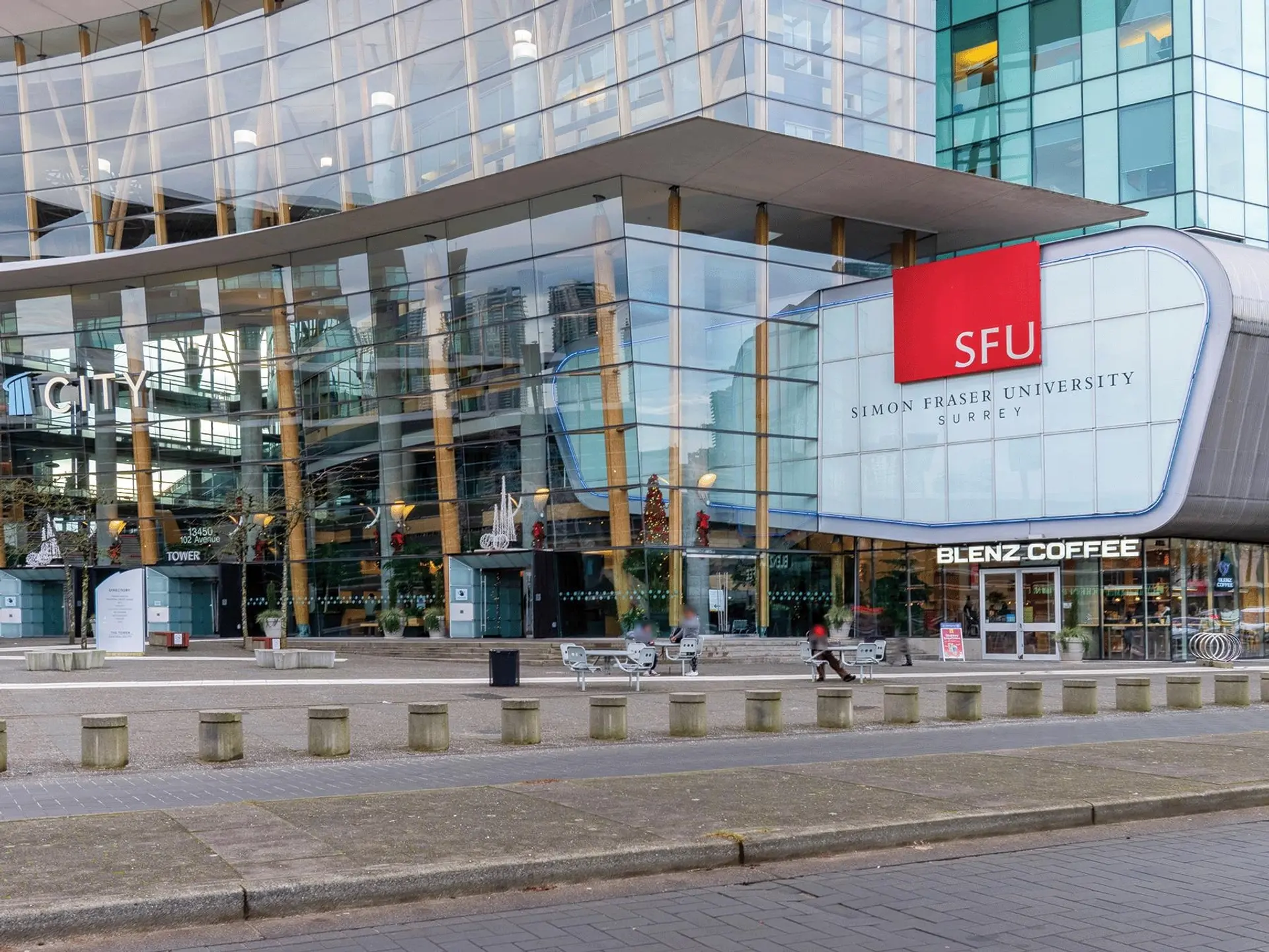 Property at #303 14881 103A AVENUE, Surrey, BC