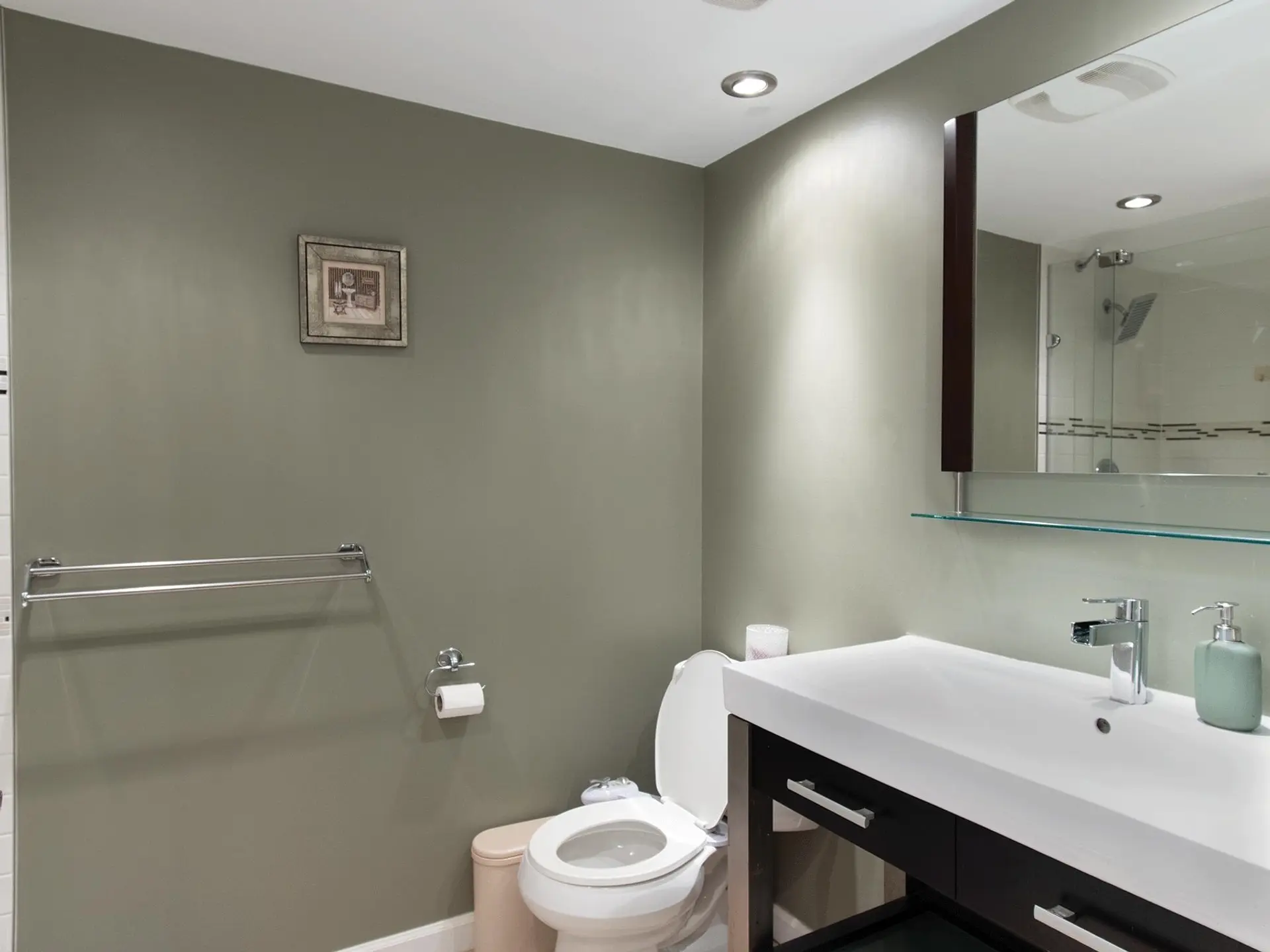 Property at #303 14881 103A AVENUE, Surrey, BC