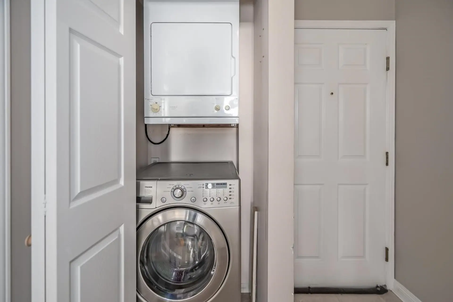 Property at #203 13733 74 AVENUE, Surrey, BC