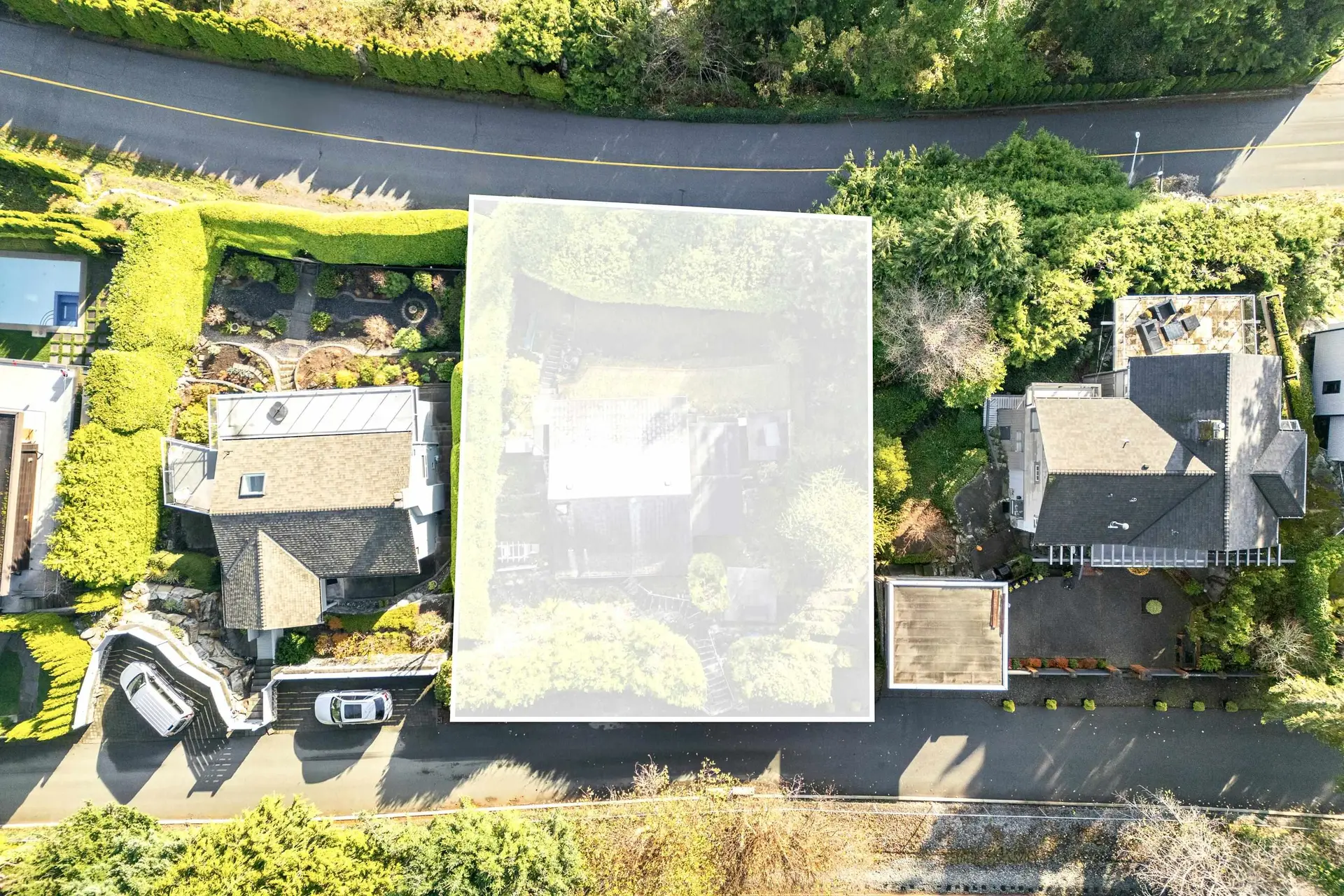 Property at 3575 SUNSET LANE, West Vancouver, BC