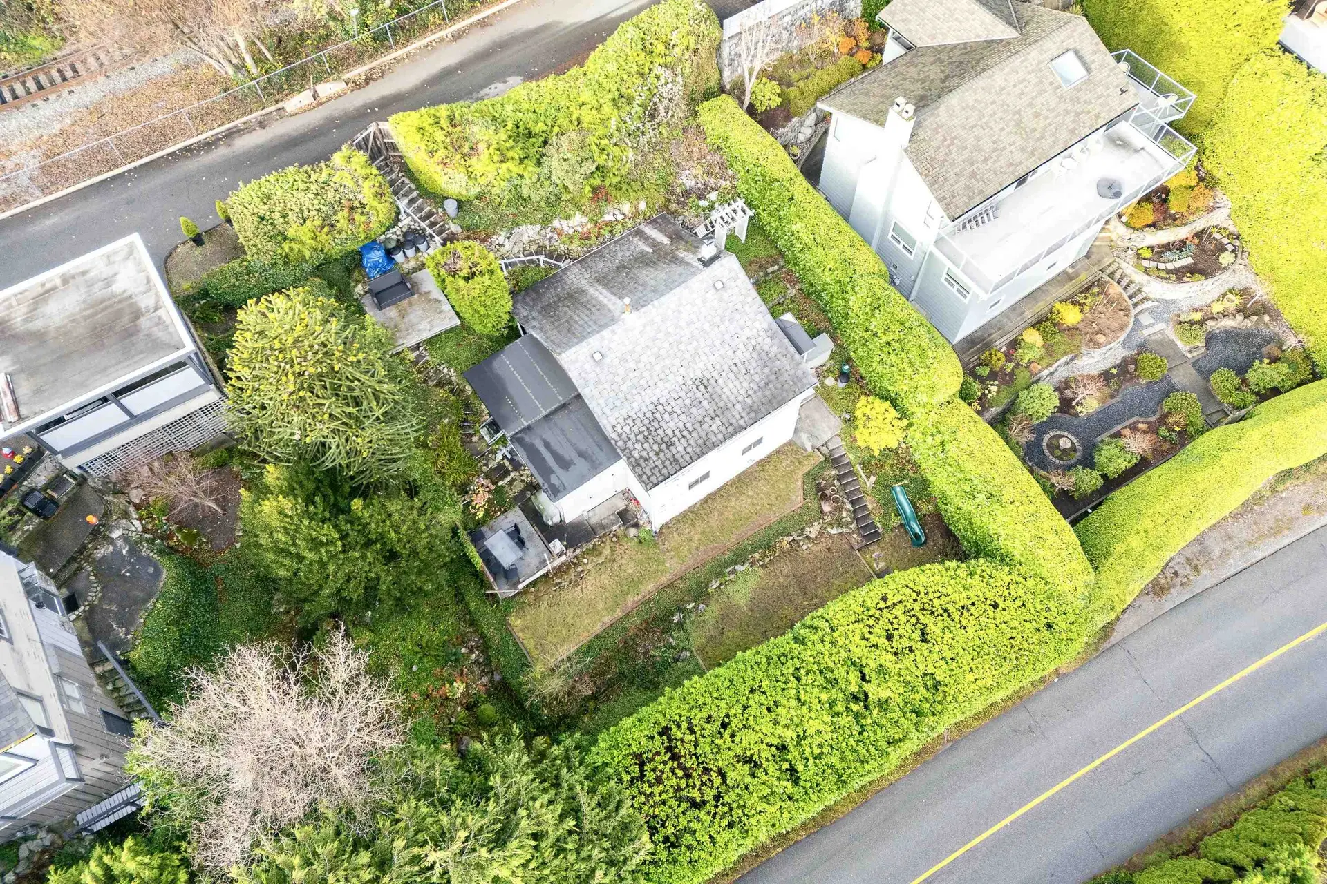 Property at 3575 SUNSET LANE, West Vancouver, BC