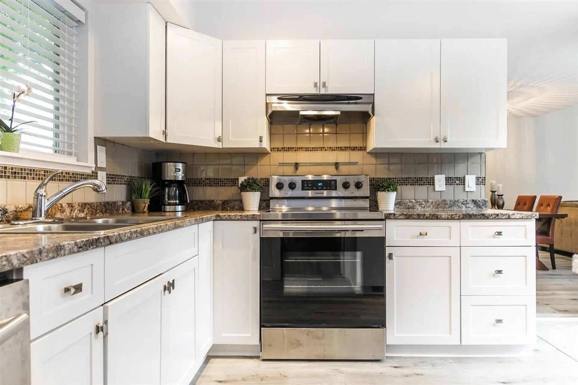 Property at 6110 GREENSIDE DRIVE, Surrey, BC